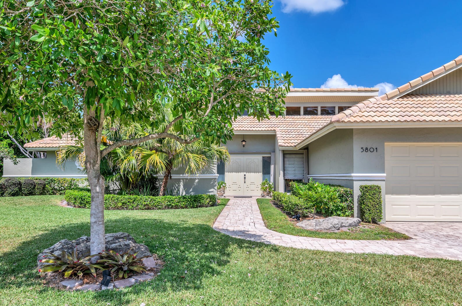 5801 3rd Ter, Boca Raton, FL 33487-4322