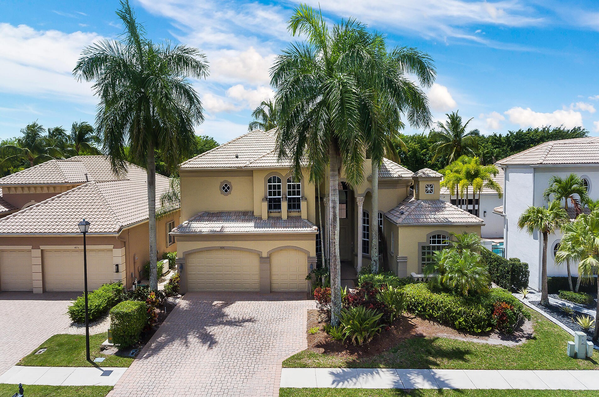 6582 Grande Orchid Way, Delray Beach, FL 33446