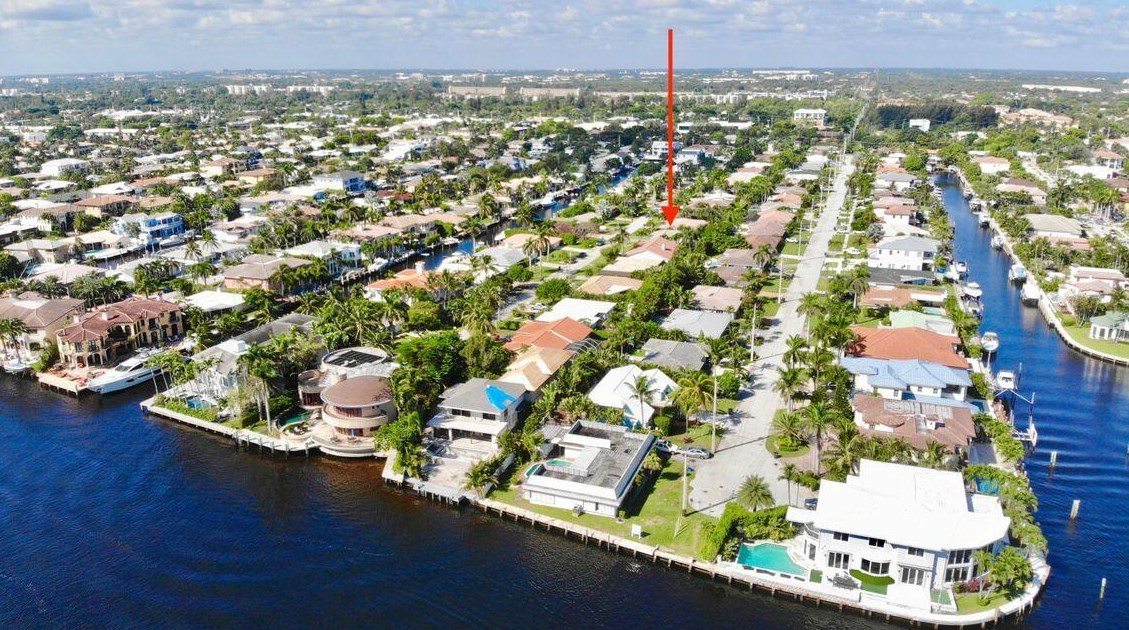831 Berkeley St, Boca Raton, FL 33487-2449