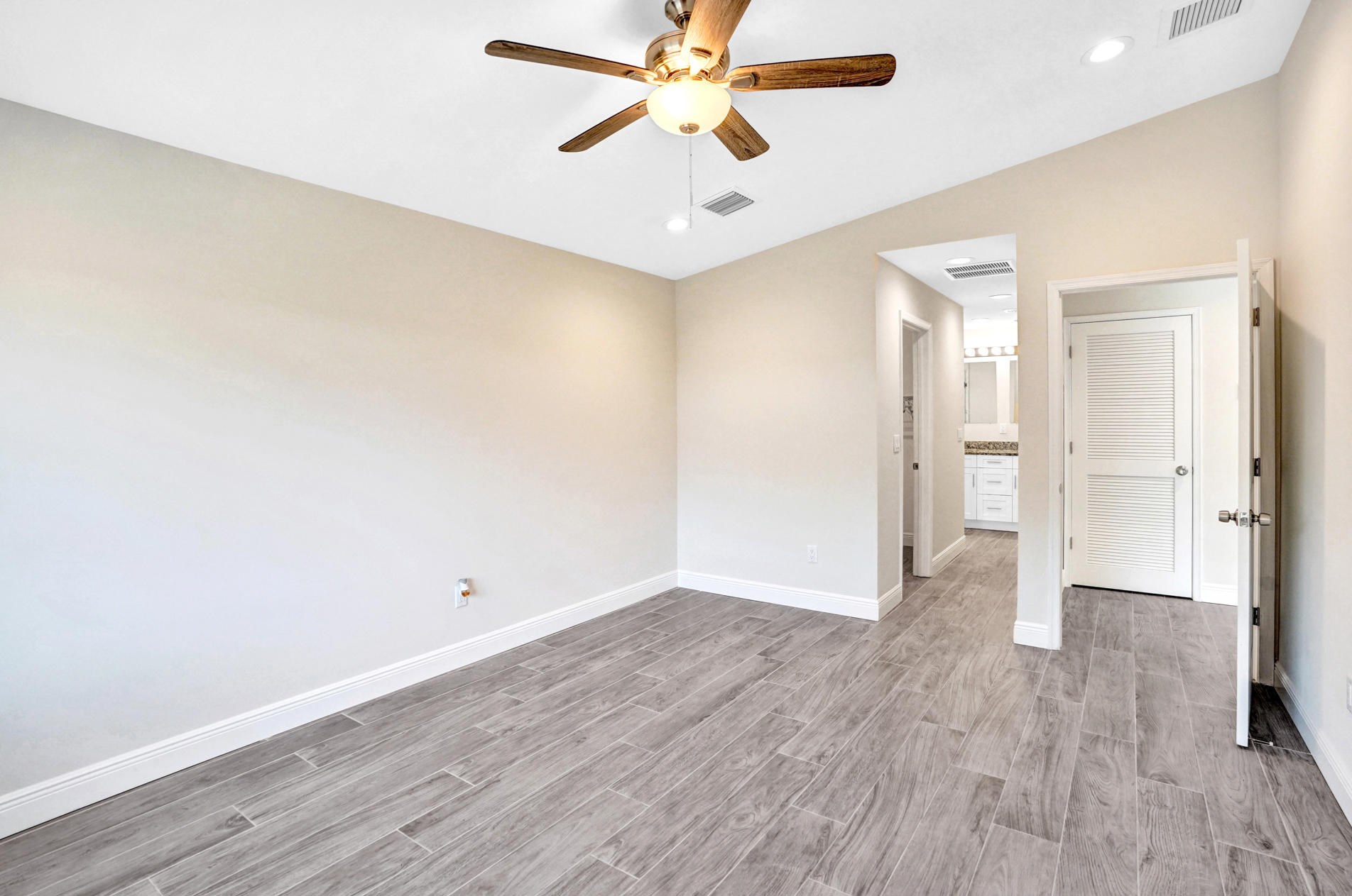 410 12 Ave, Boynton Beach FL 33435-6050 exterior