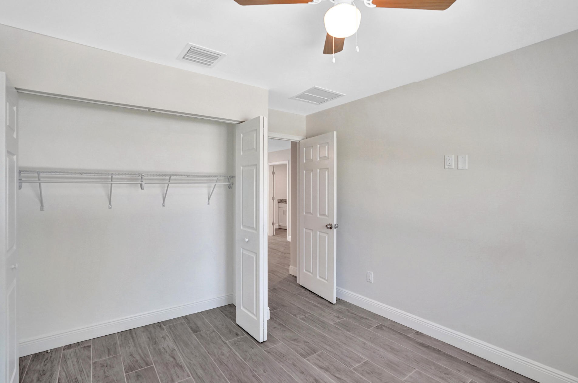 410 12 Ave, Boynton Beach FL 33435-6050 exterior