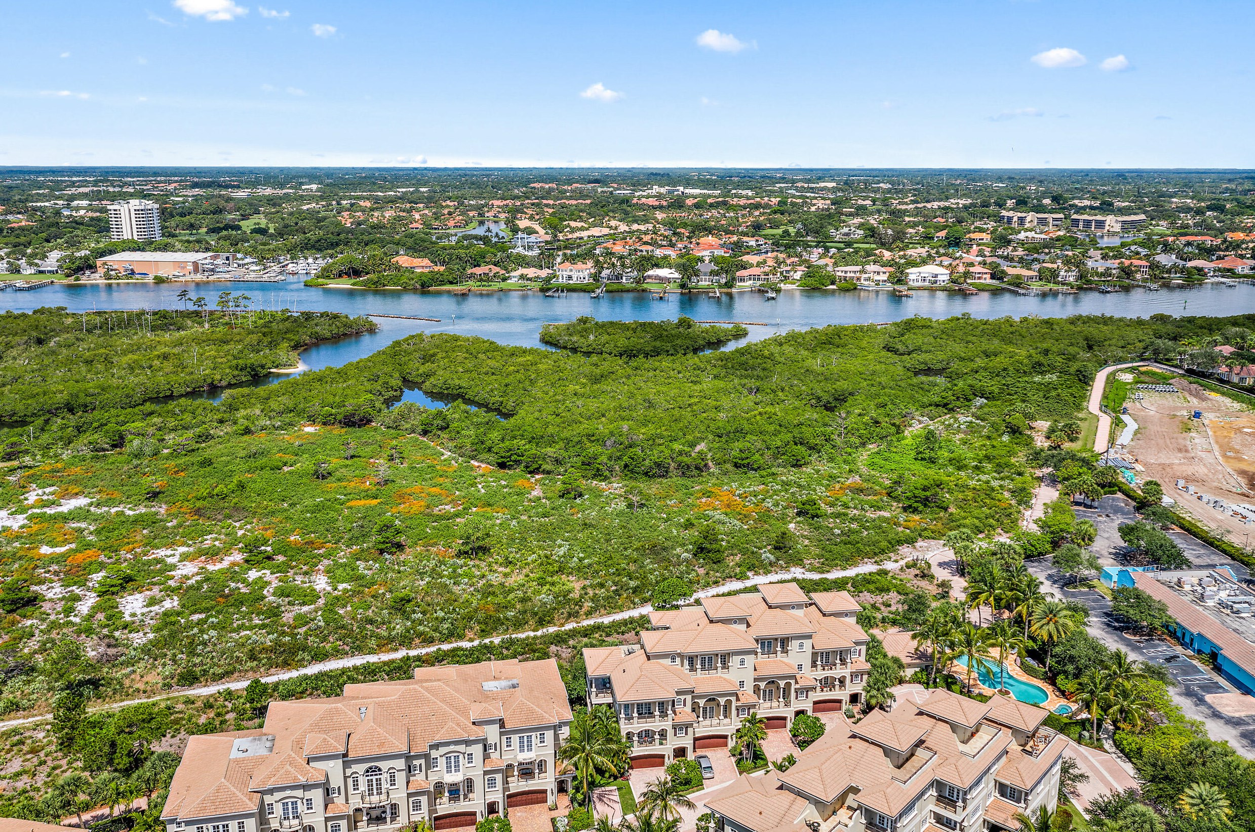 126 Tierra Ln #4, Jupiter, FL 33477