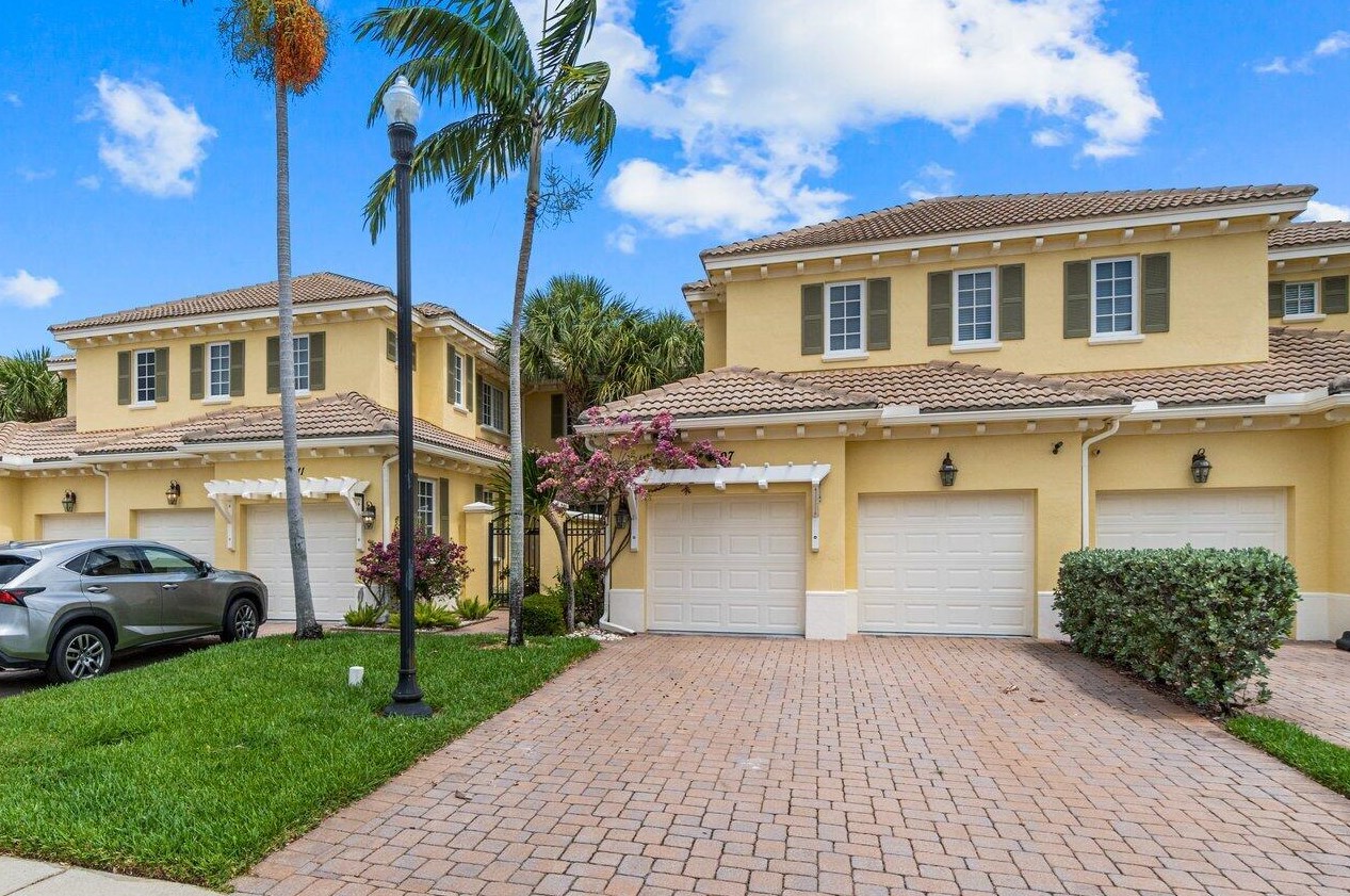 4707 Cadiz Cir, West Palm Beach, FL 33418