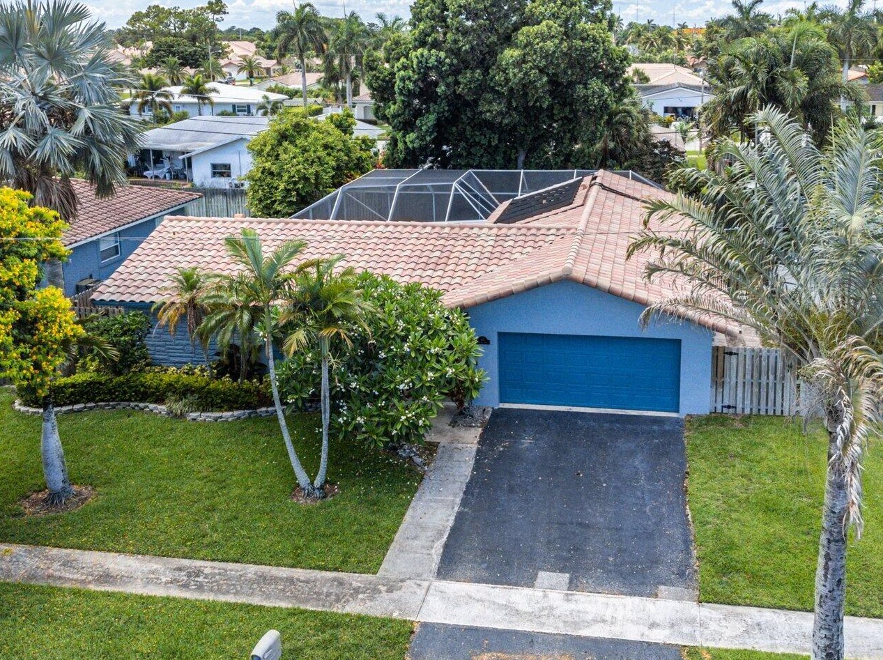 105 Orchard Ridge Ln, Boca Raton FL  33431-3933 exterior