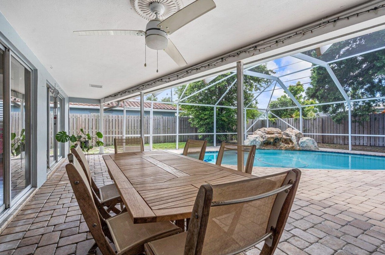 105 Orchard Ridge Ln, Boca Raton FL  33431-3933 exterior