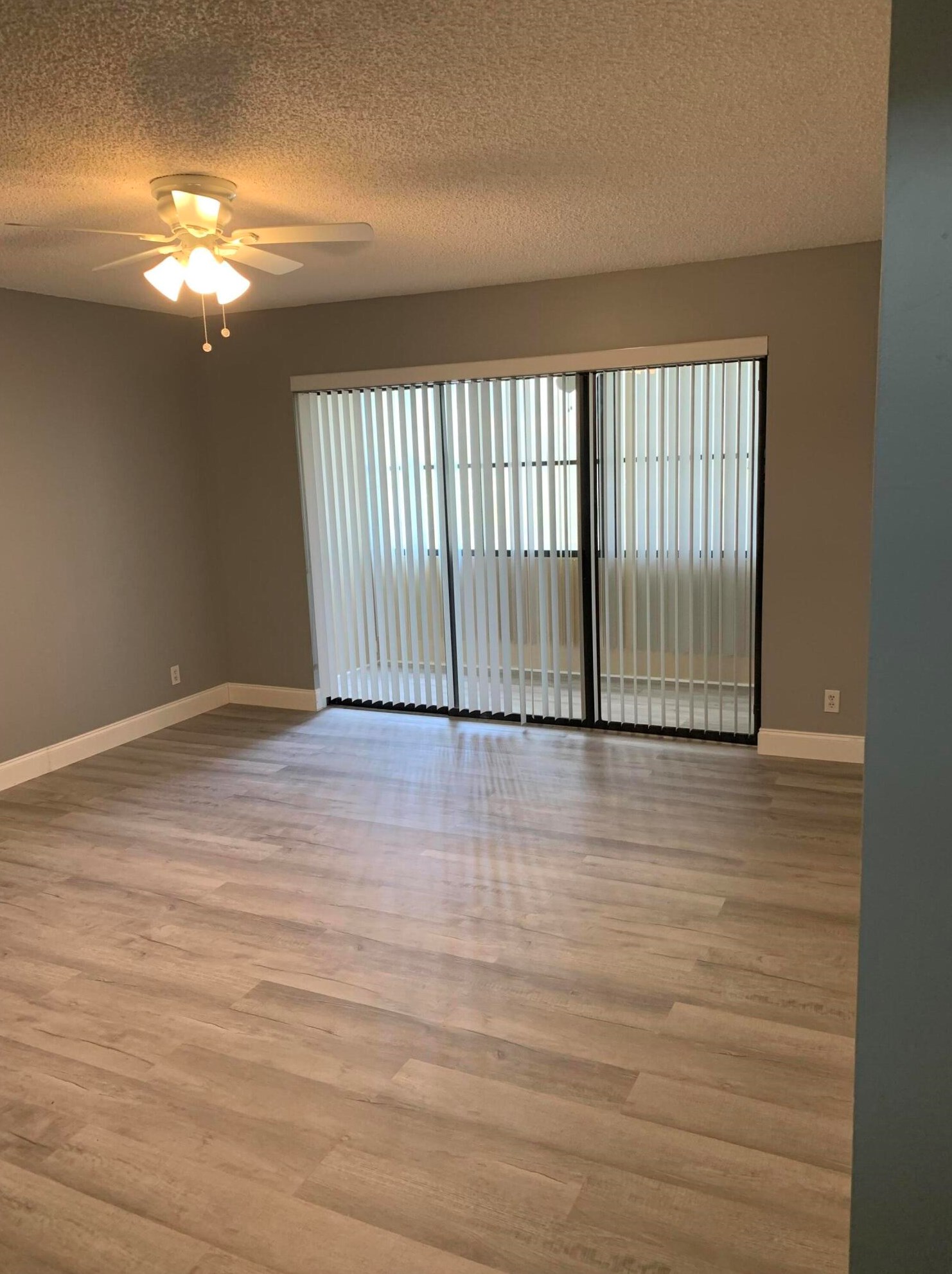 618 Sea Pine Way #c1, West Palm Beach, FL 33415