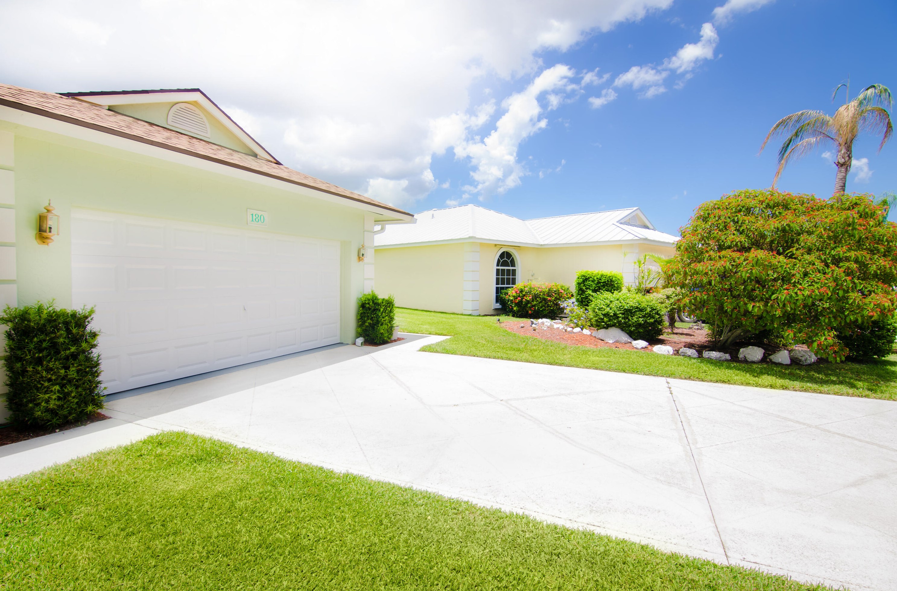 180 Sims Creek Ln, Jupiter FL  33458-7984 exterior