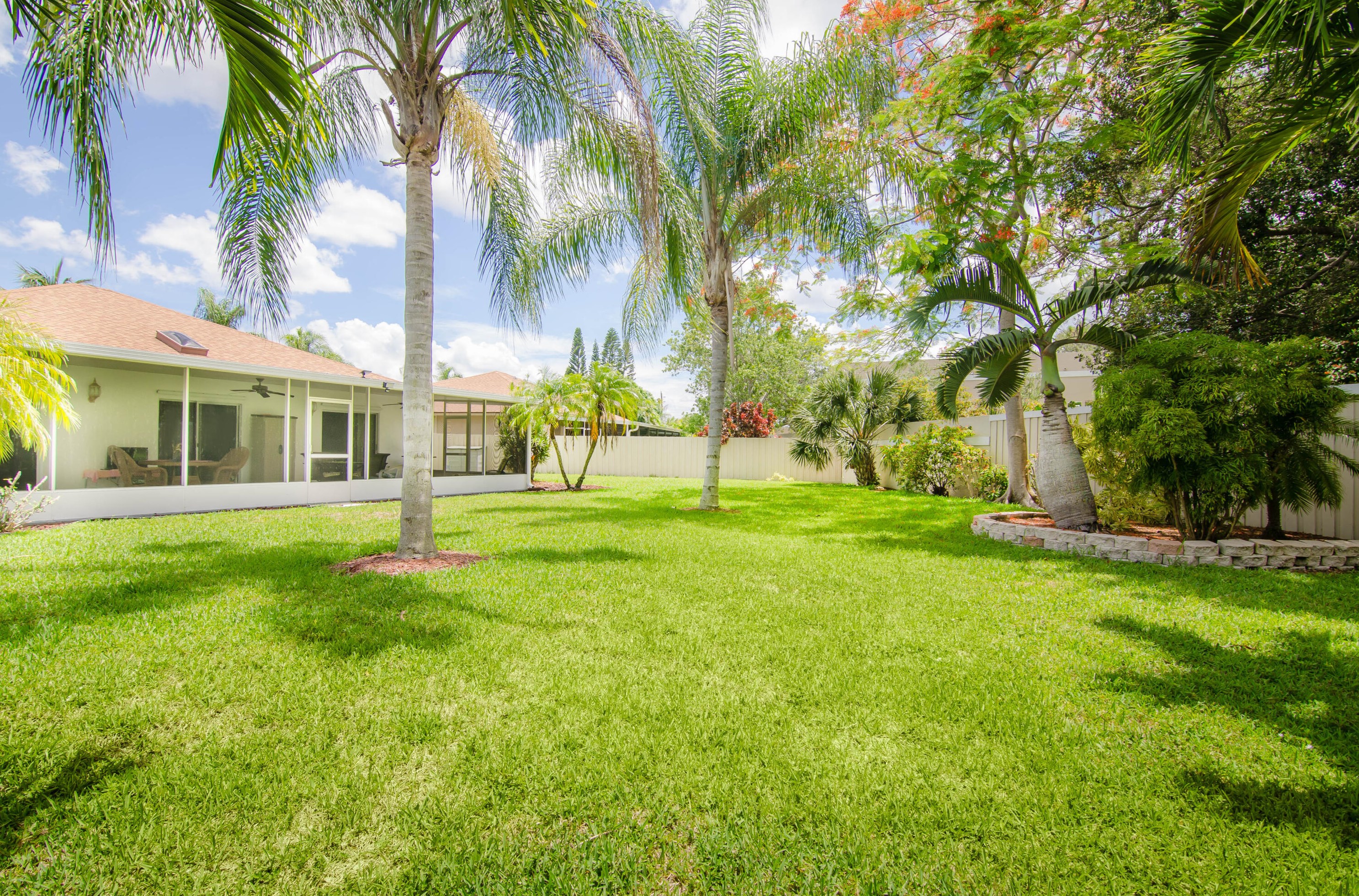 180 Sims Creek Ln, Jupiter FL  33458-7984 exterior