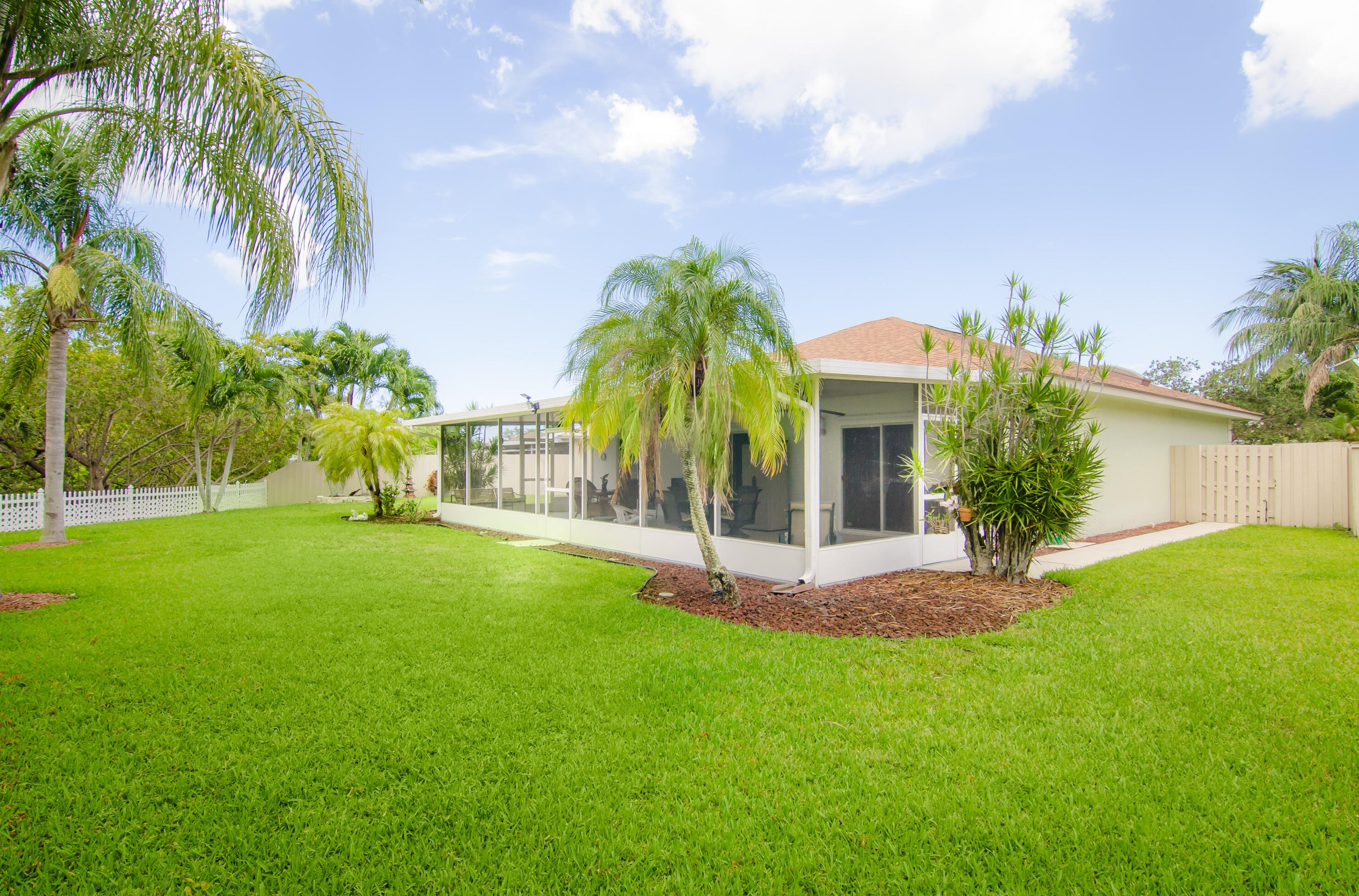180 Sims Creek Ln, Jupiter FL  33458-7984 exterior