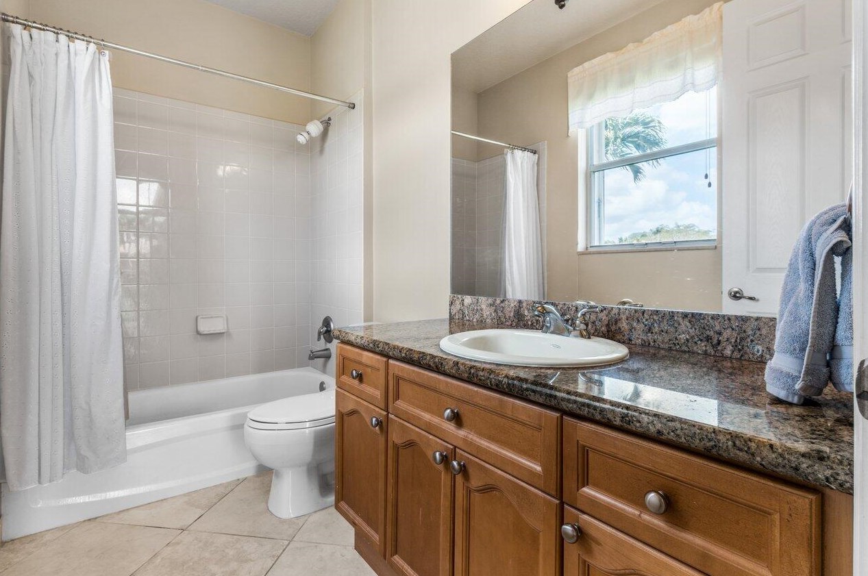 10407 Cypress Lk Preserve Dr, Lake Worth FL 33449-4610 exterior