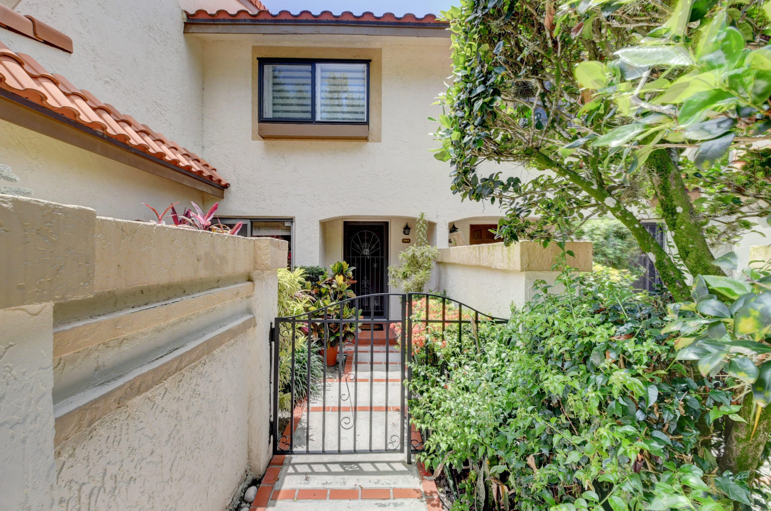 7744 La Mirada Dr, Boca Raton, FL 33433-6111