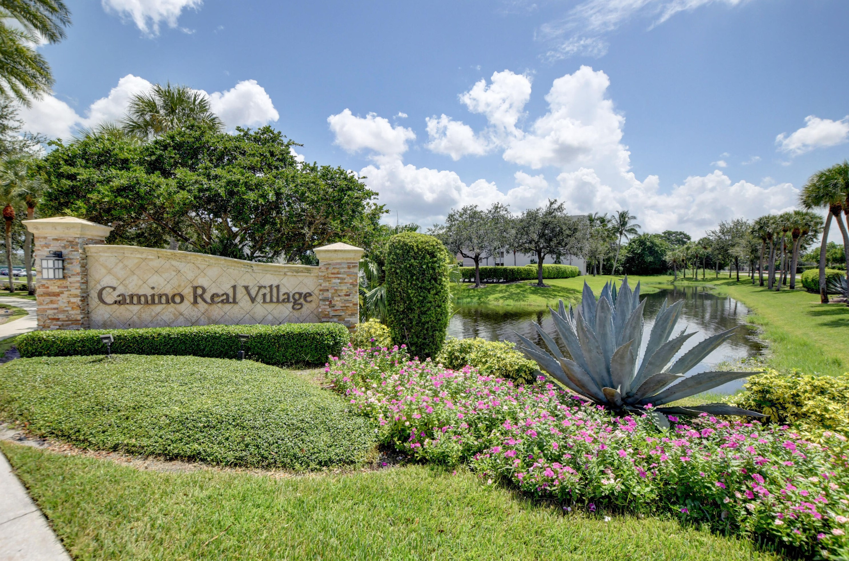 5900 Camino Del Sol, Boca Raton, FL 33433-5813