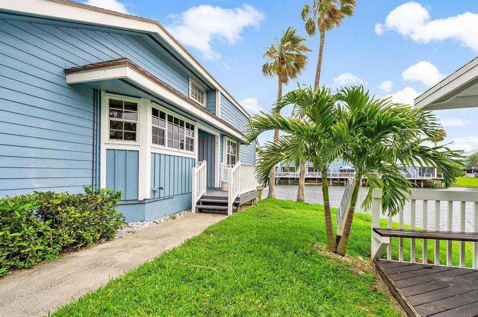 1514 Ocean Dunes Cir, Jupiter, FL 33477