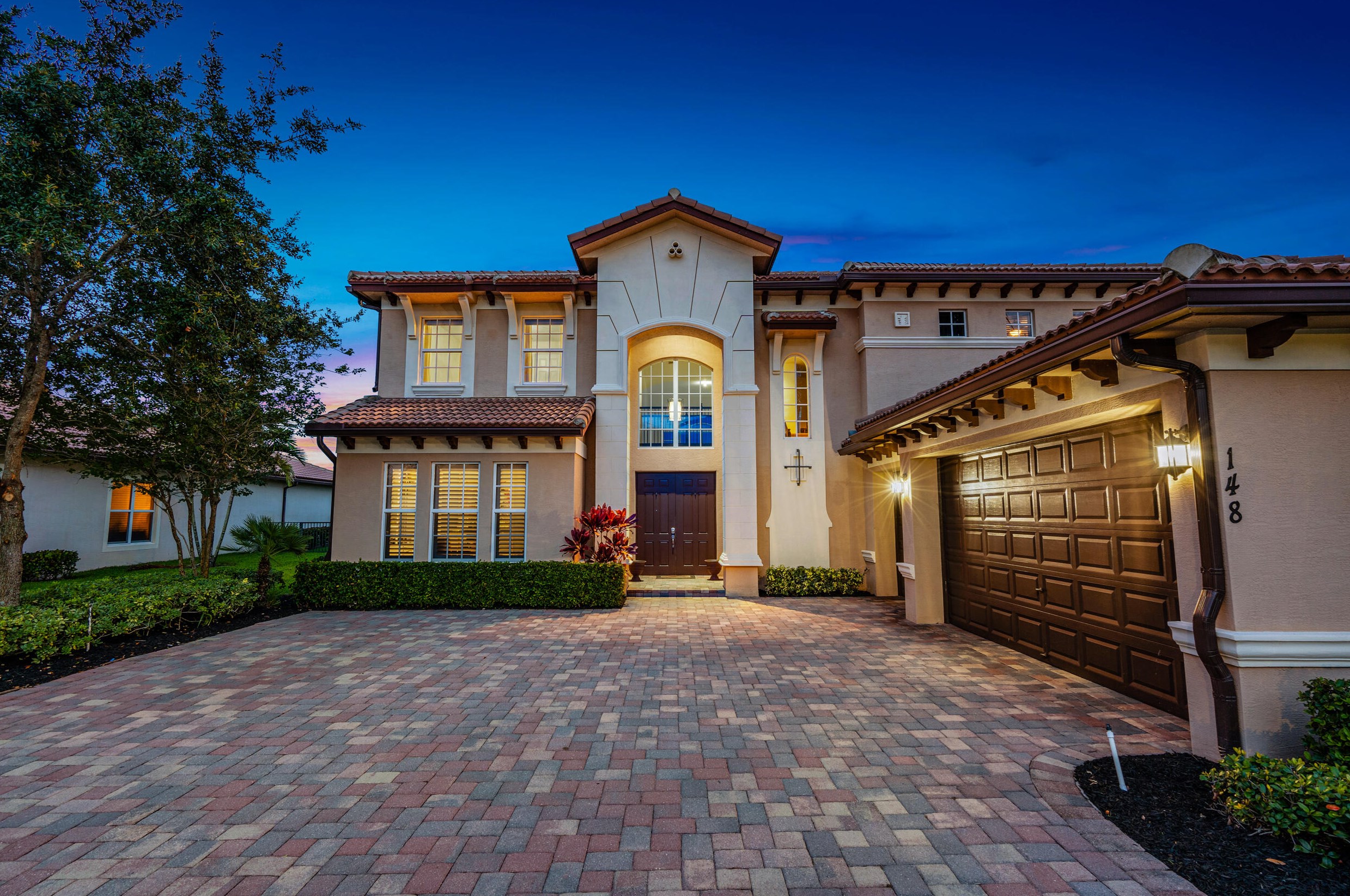 148 Manor Cir, Jupiter, FL 33458-1643