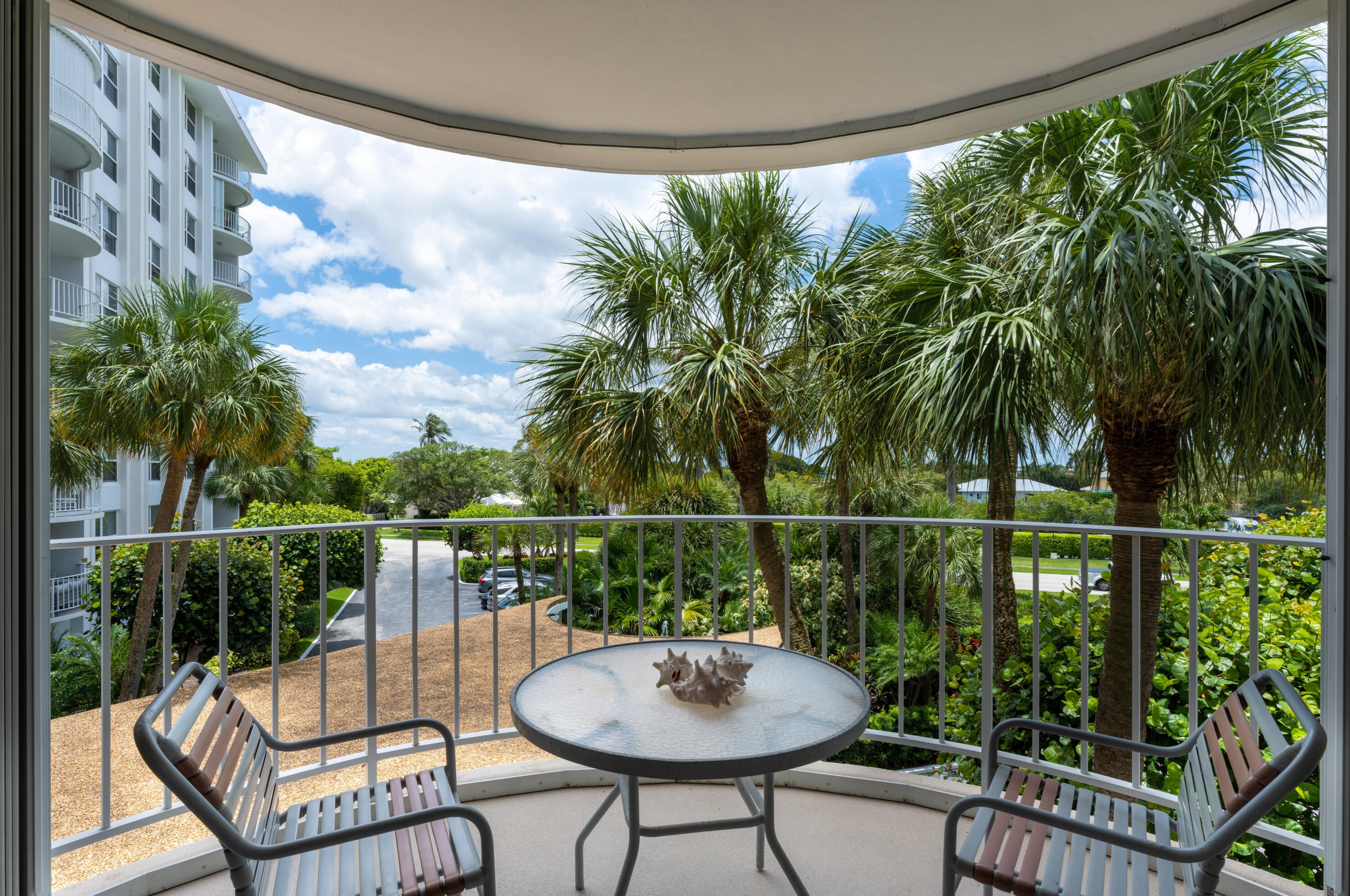 2295 S Ocean Blvd #314, Palm Beach, FL 33480