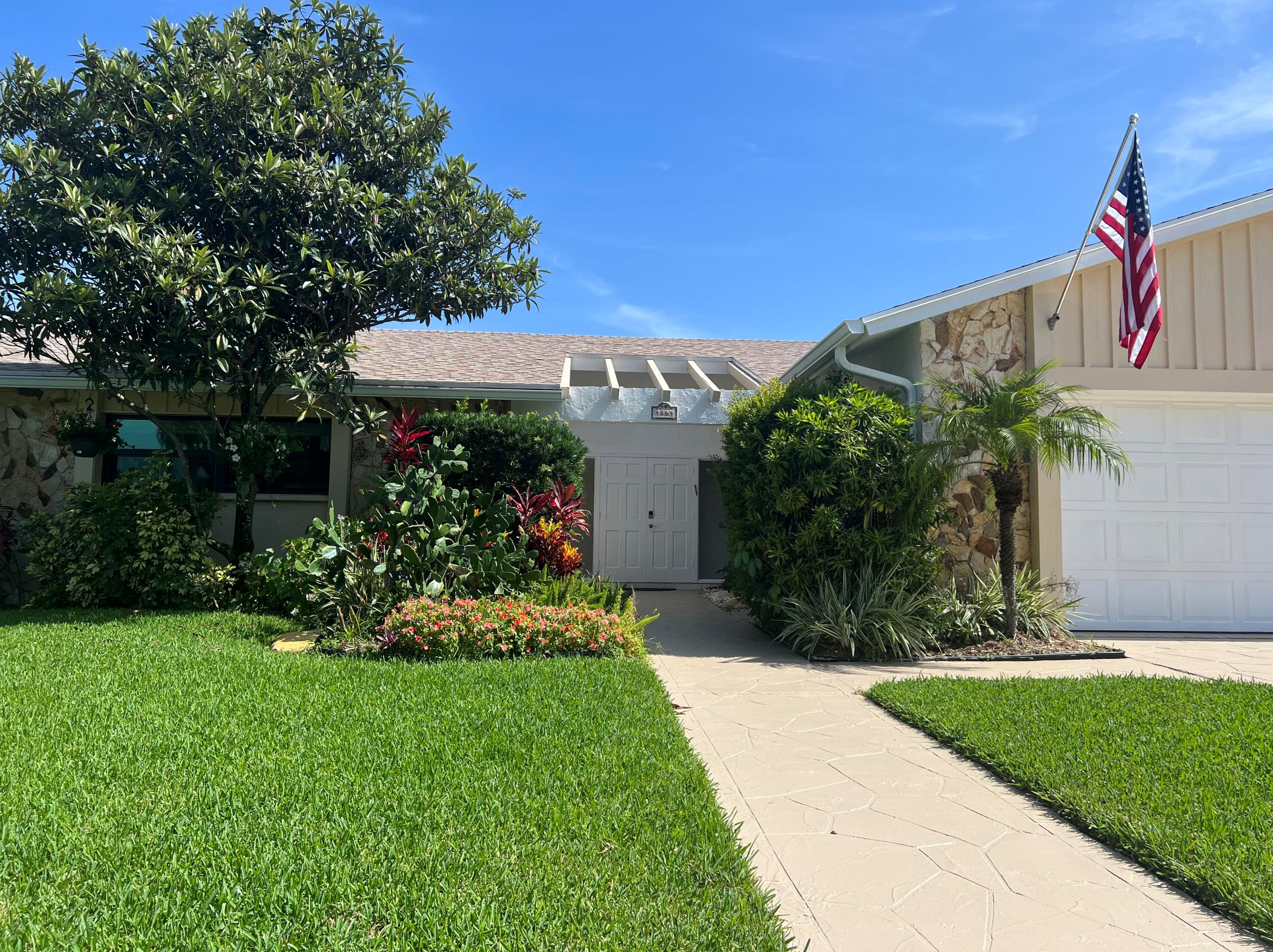 4864 Sugar Pine Dr, Boca Raton, FL 33487-2145