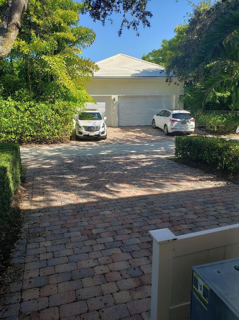 2913 E Community Dr, Jupiter, FL 33458