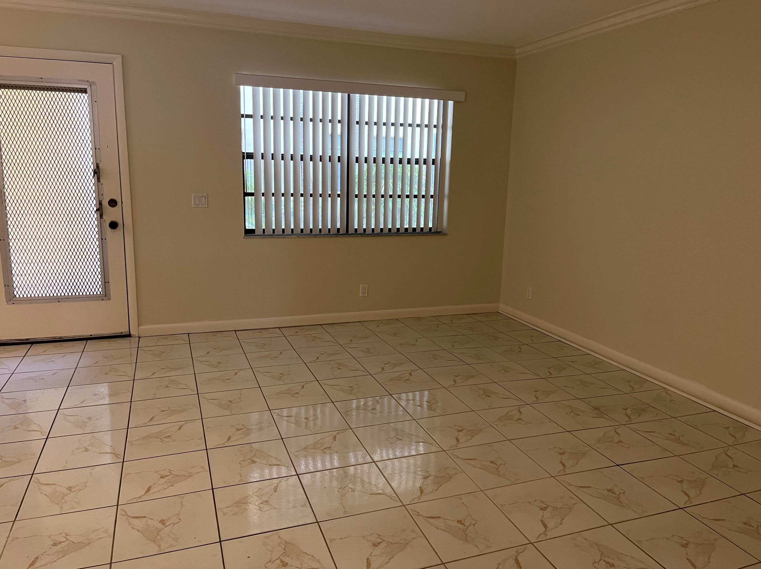 207 Capri E #207, Delray Beach, FL 33484