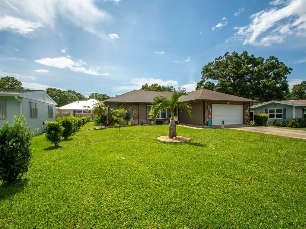 915 24th Ave, Vero Beach, FL 32960