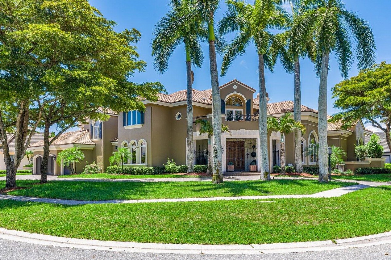 21169 Oakley Ct, Boca Raton, FL 33433-7435