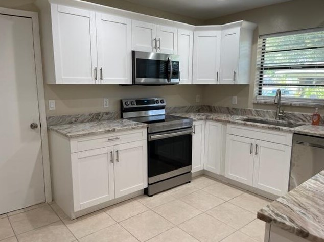 513 Nw Sagamore Ter, Fort Pierce, FL 34983