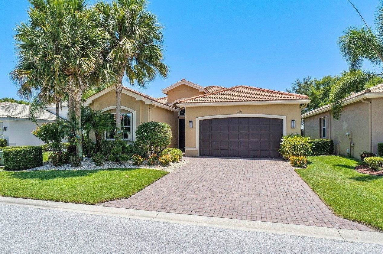 10929 Carmelcove Cir, Boynton Beach, FL 33473-7867