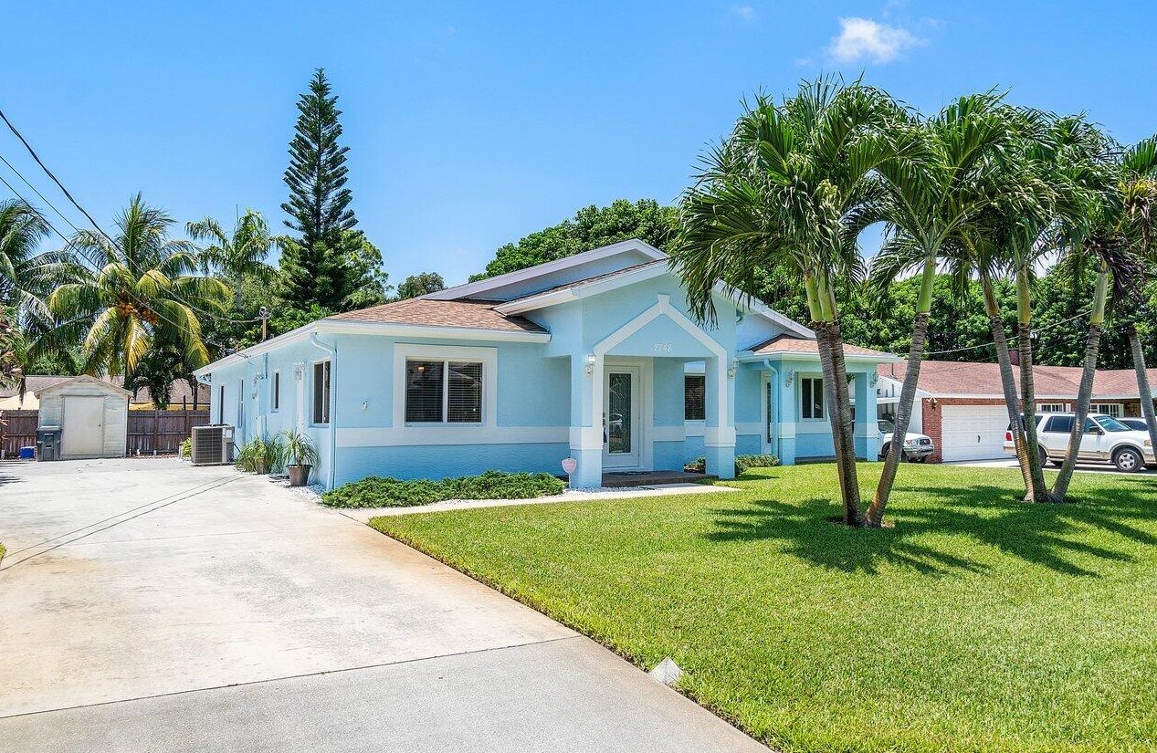 2748 Northside Dr, Lake Worth, FL 33462-3844