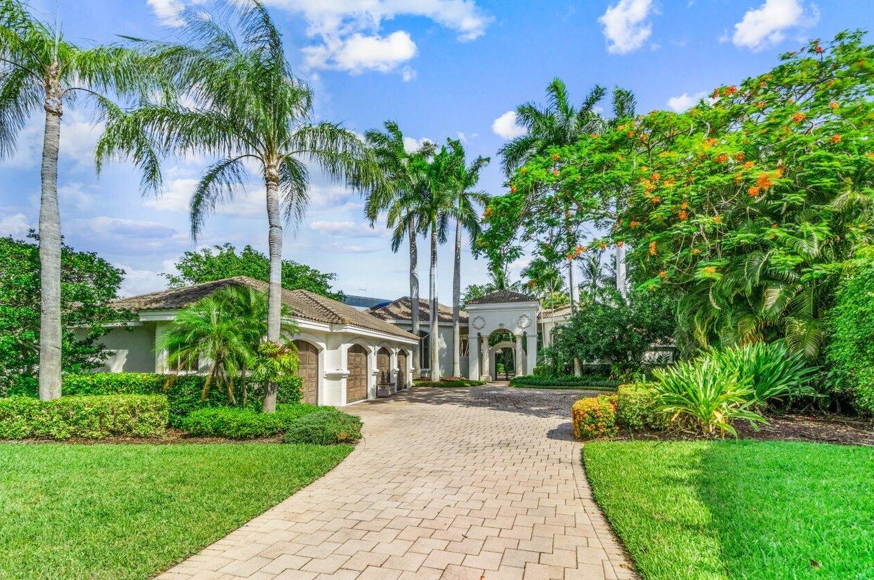 4825 Sanctuary Ln, Boca Raton FL  33431-5233 exterior