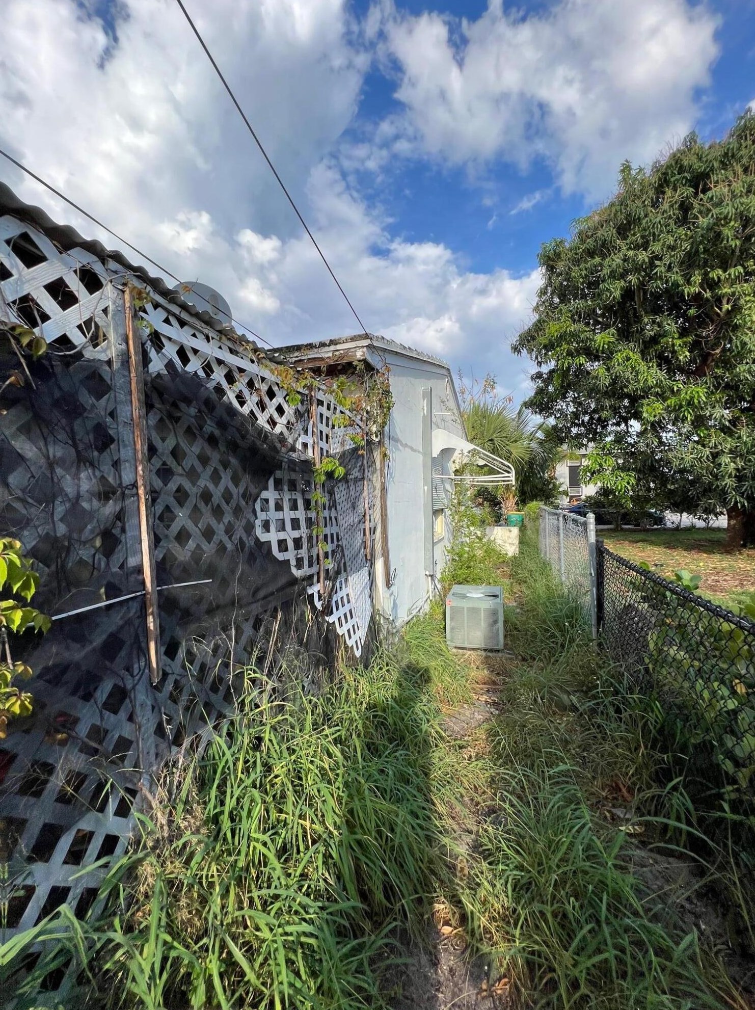 1005 N St, Lake Worth FL  33460-5142 exterior