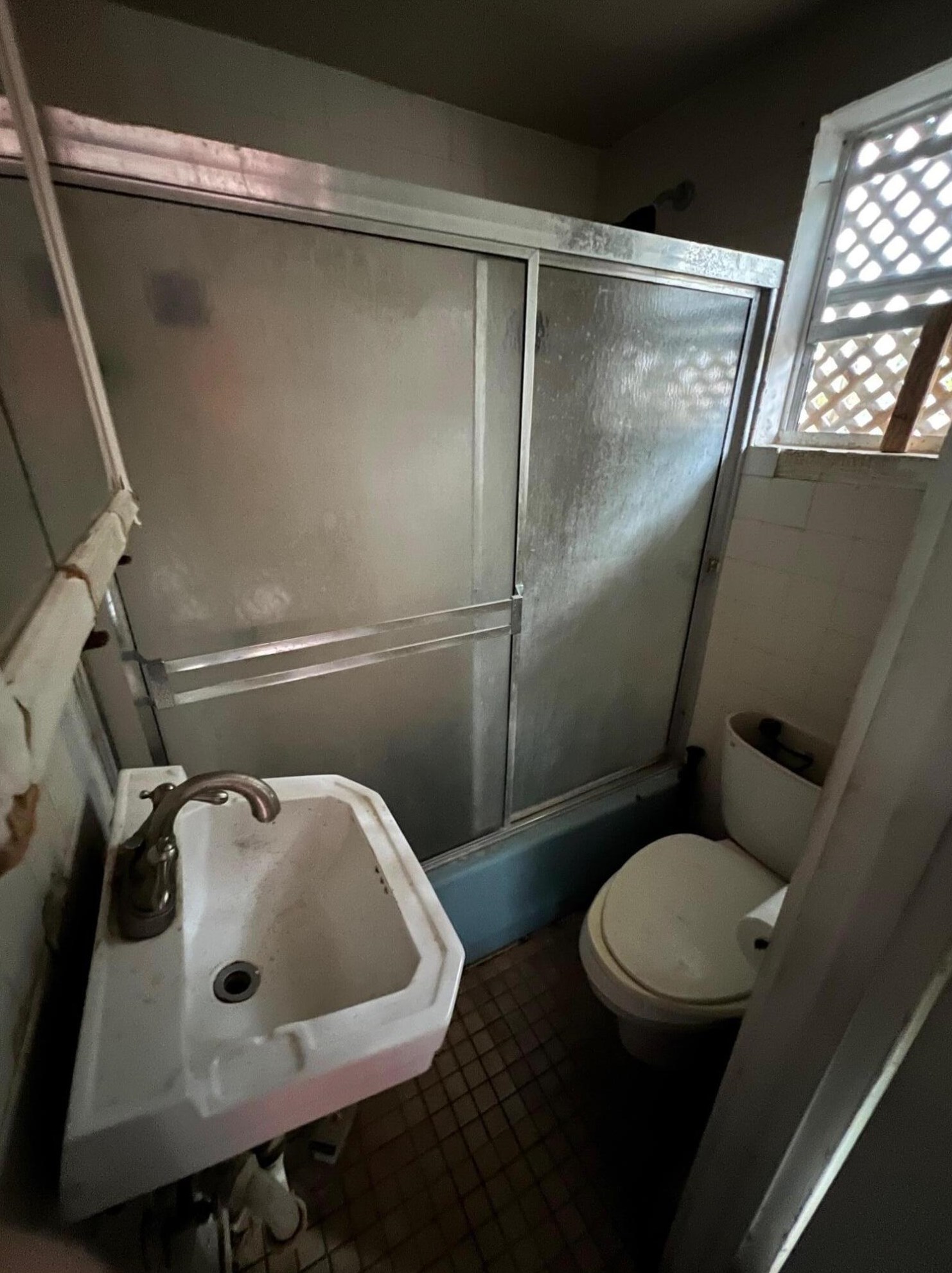 1005 N St, Lake Worth FL  33460-5142 exterior