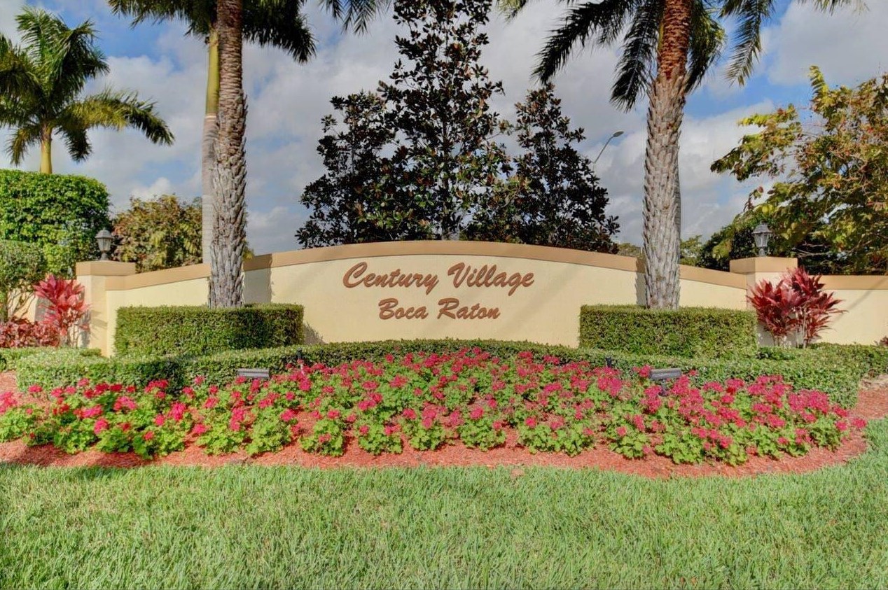 3039 Newcastle C, Boca Raton FL  33434-4626 exterior