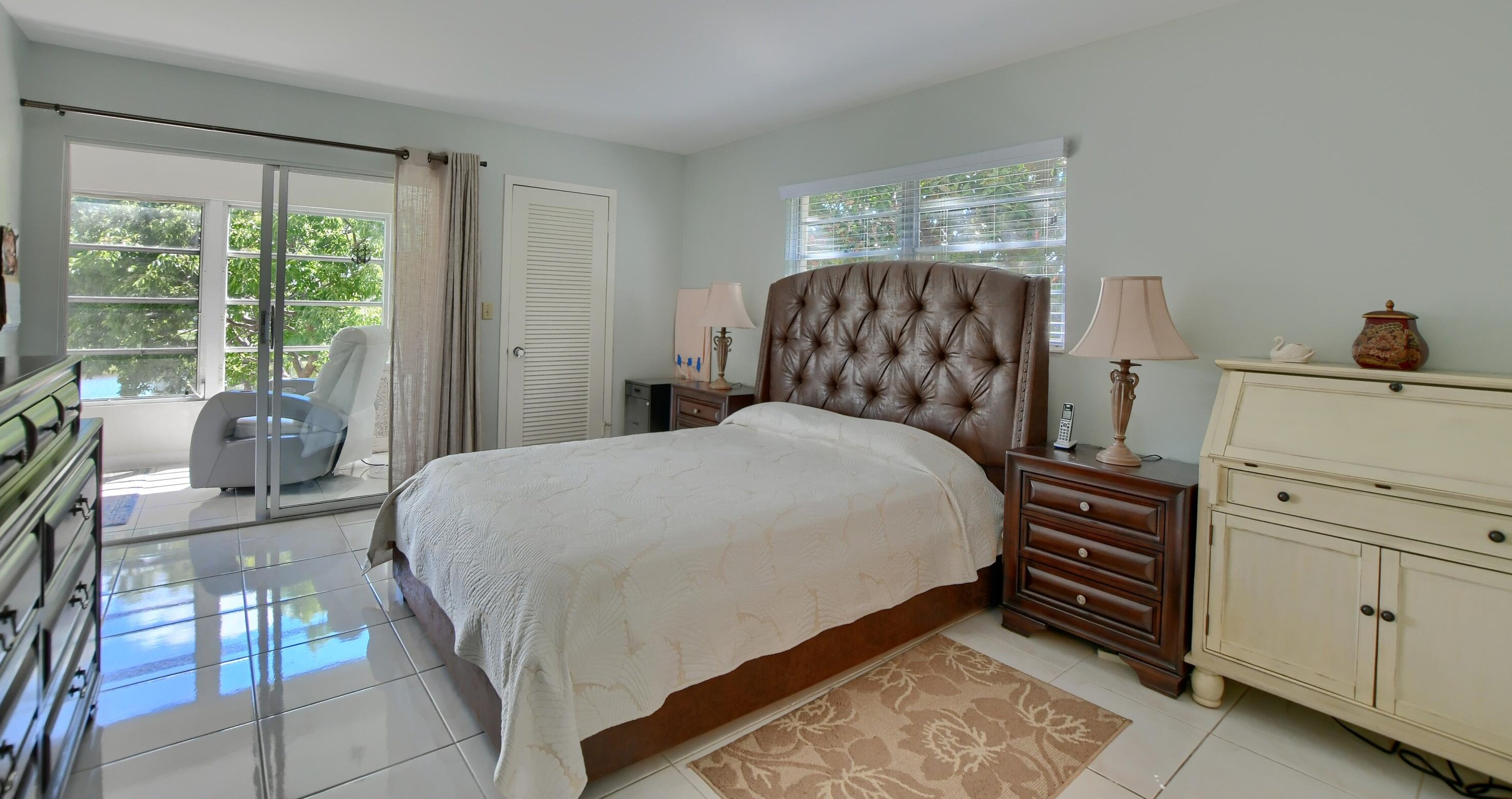 3039 Newcastle C, Boca Raton FL  33434-4626 exterior