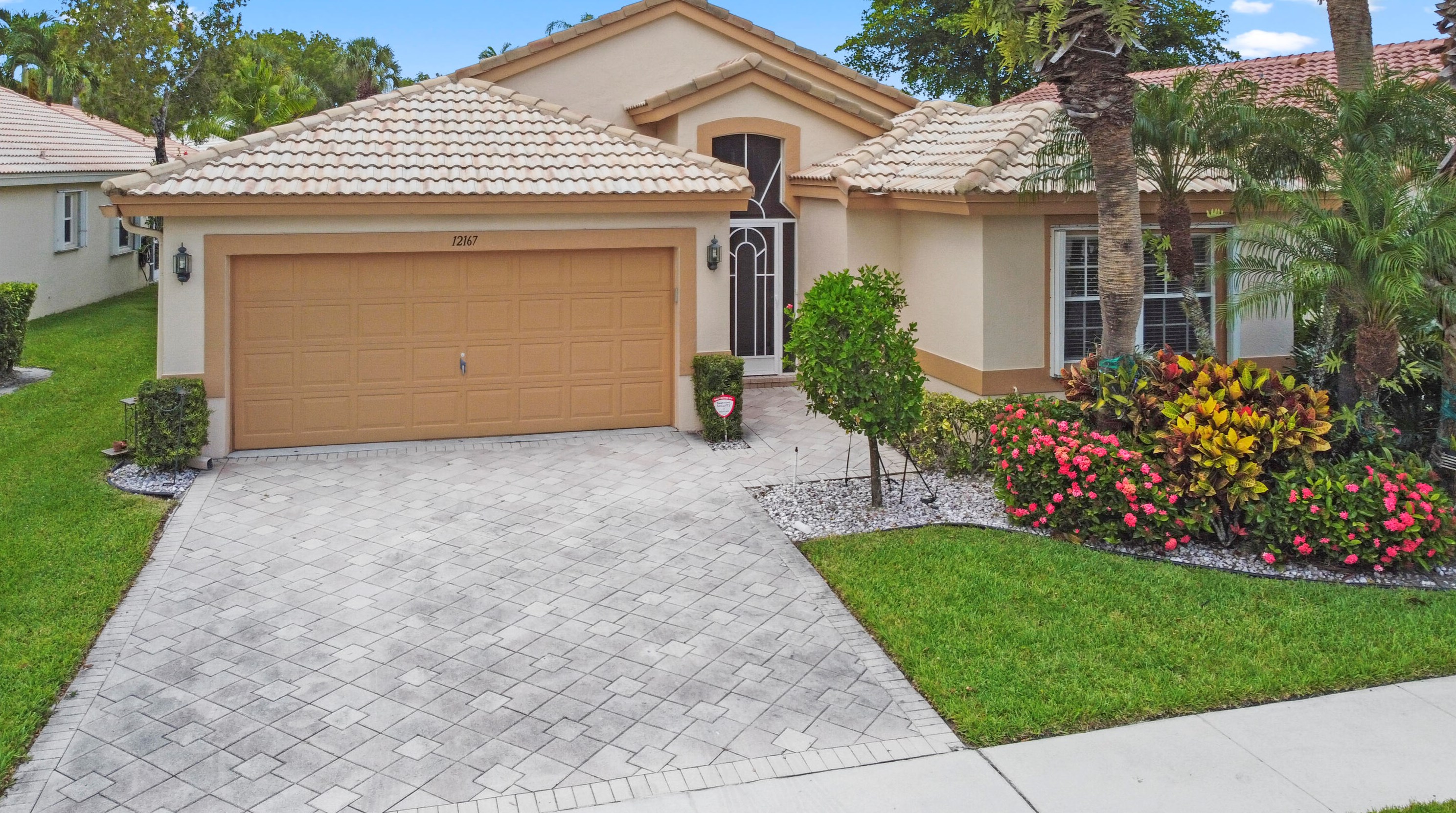 12167 Castle Pines Rd, Boynton Beach, FL 33437-6016