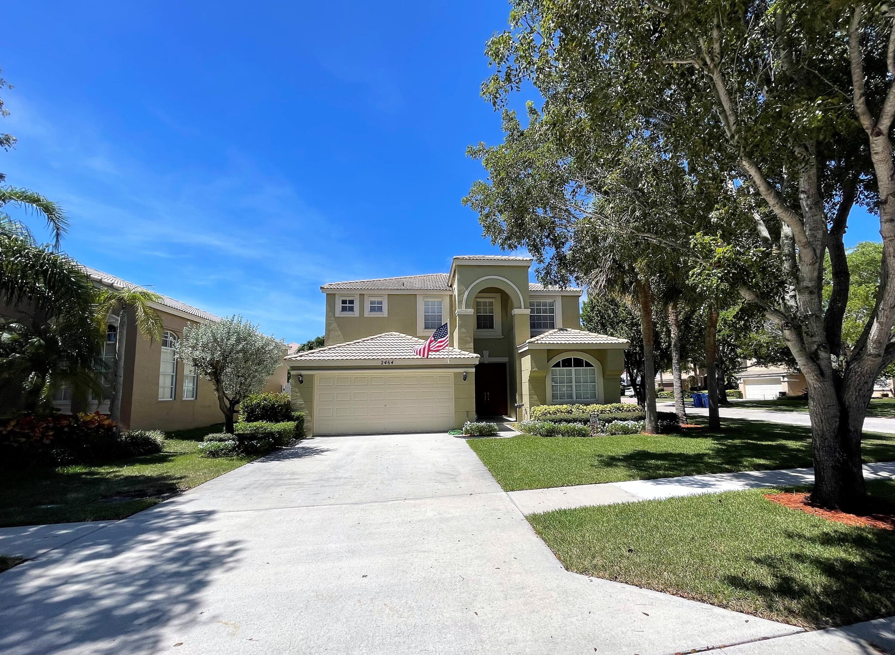 2464 Westmont Ln, West Palm Beach, FL 33411