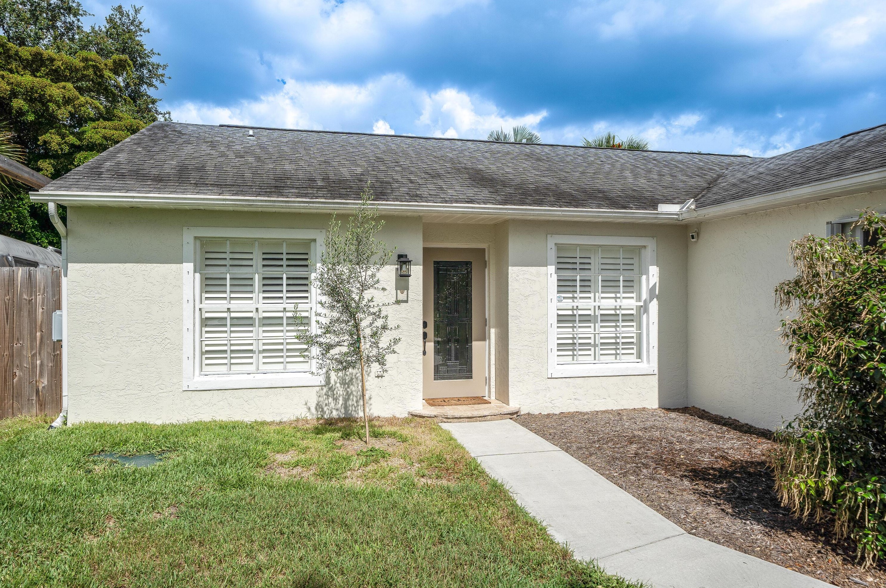 1902 Sw Cranberry St, Fort Pierce, FL 34953