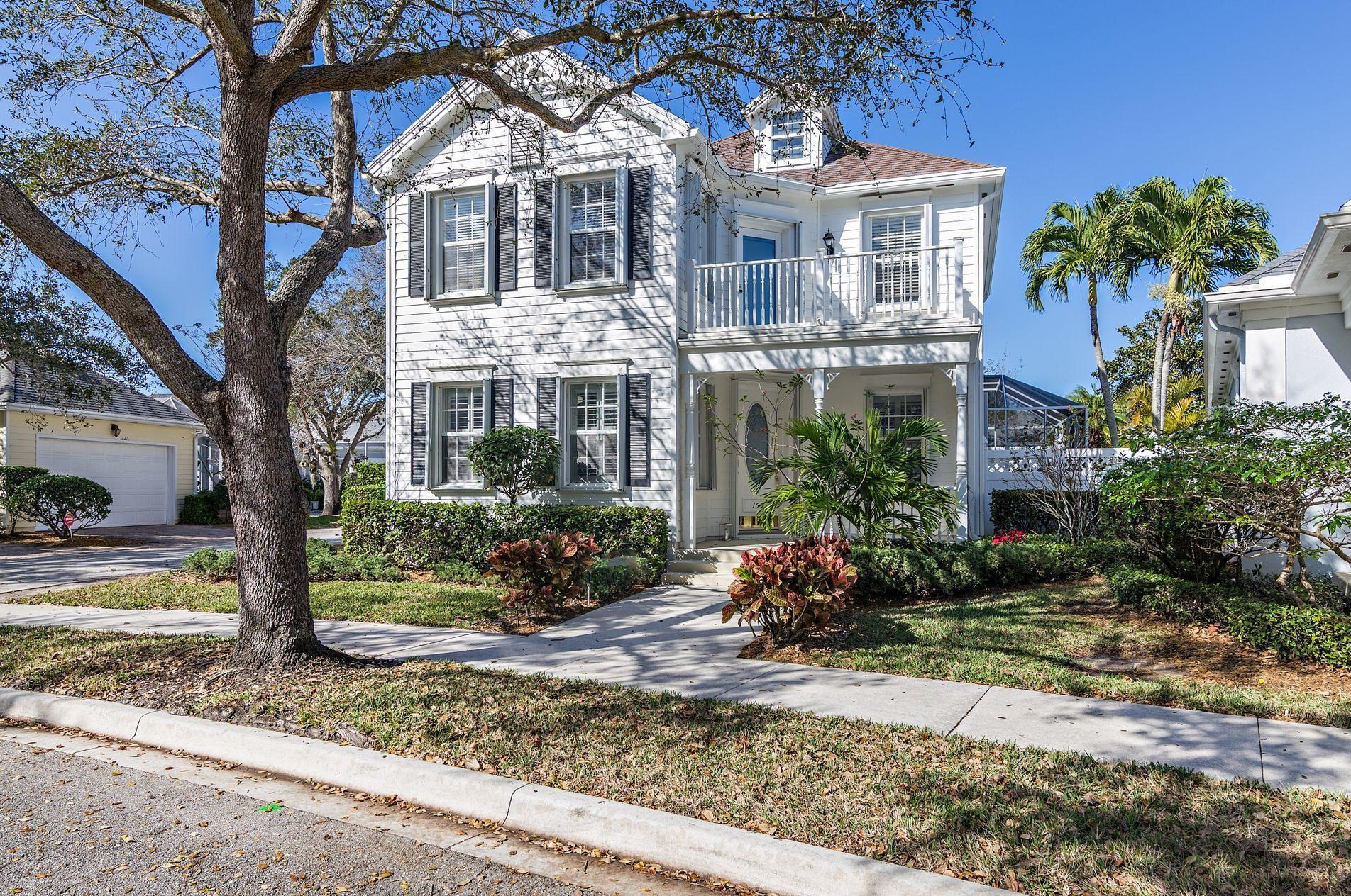 155 Honeysuckle Dr, Jupiter, FL 33458