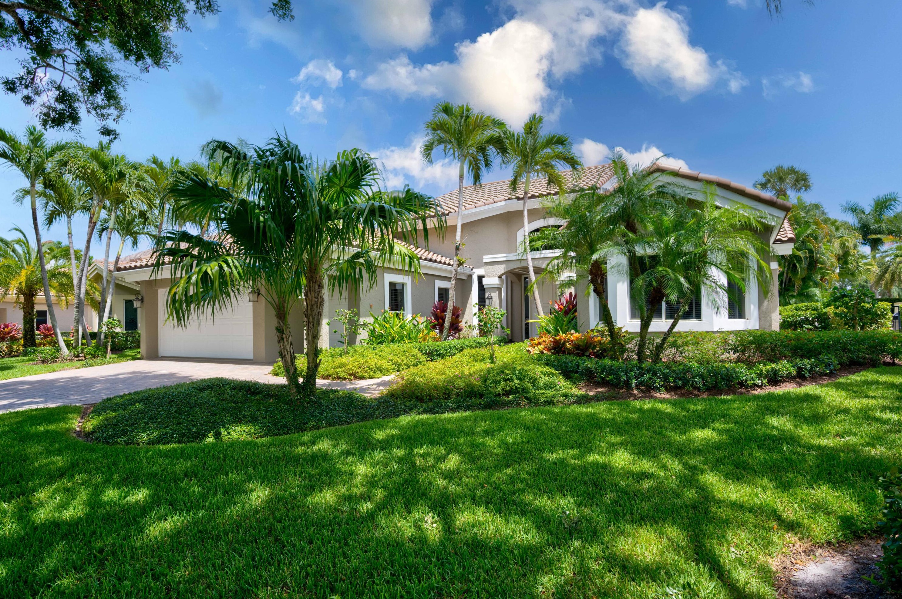 107 Victory Dr, Jupiter, FL 33477-4035