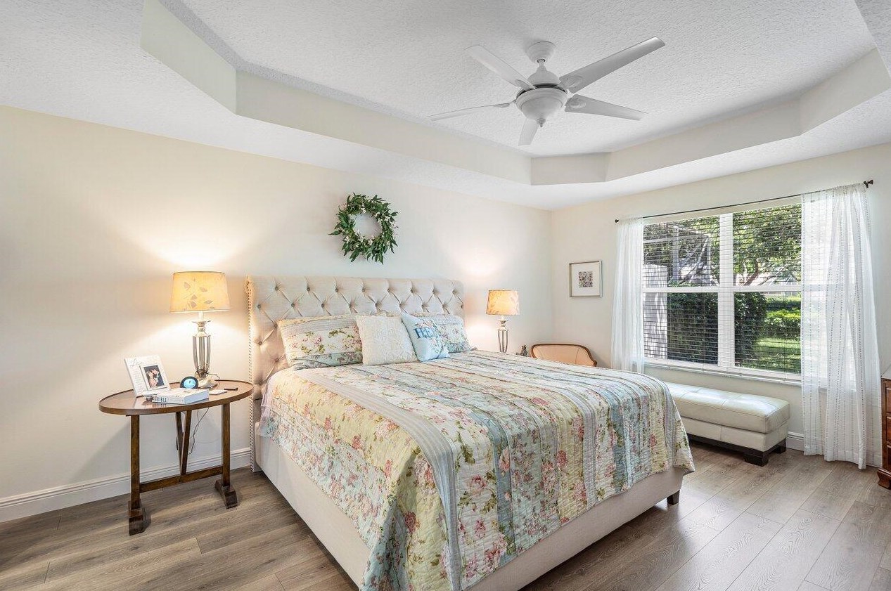 6298 Via Primo St, Lake Worth FL  33467-6157 exterior