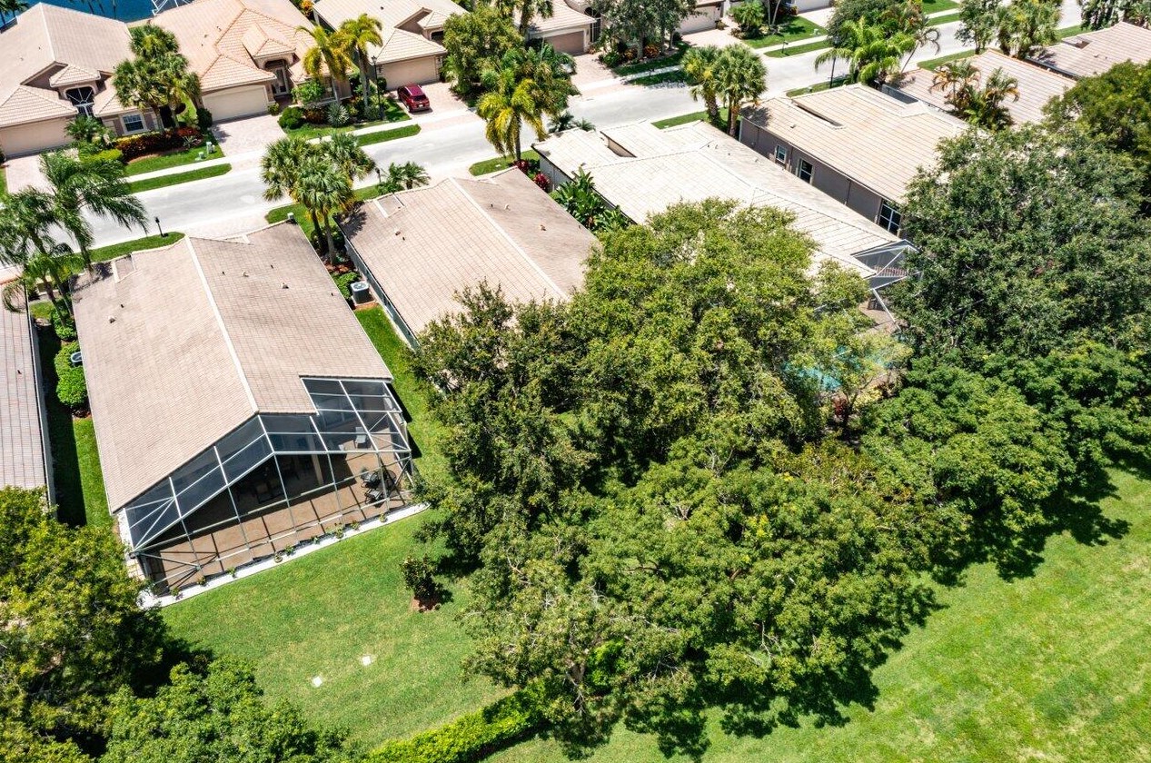 6298 Via Primo St, Lake Worth FL  33467-6157 exterior