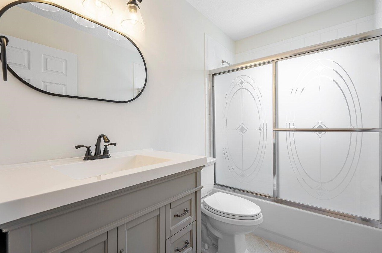 6298 Via Primo St, Lake Worth FL  33467-6157 exterior