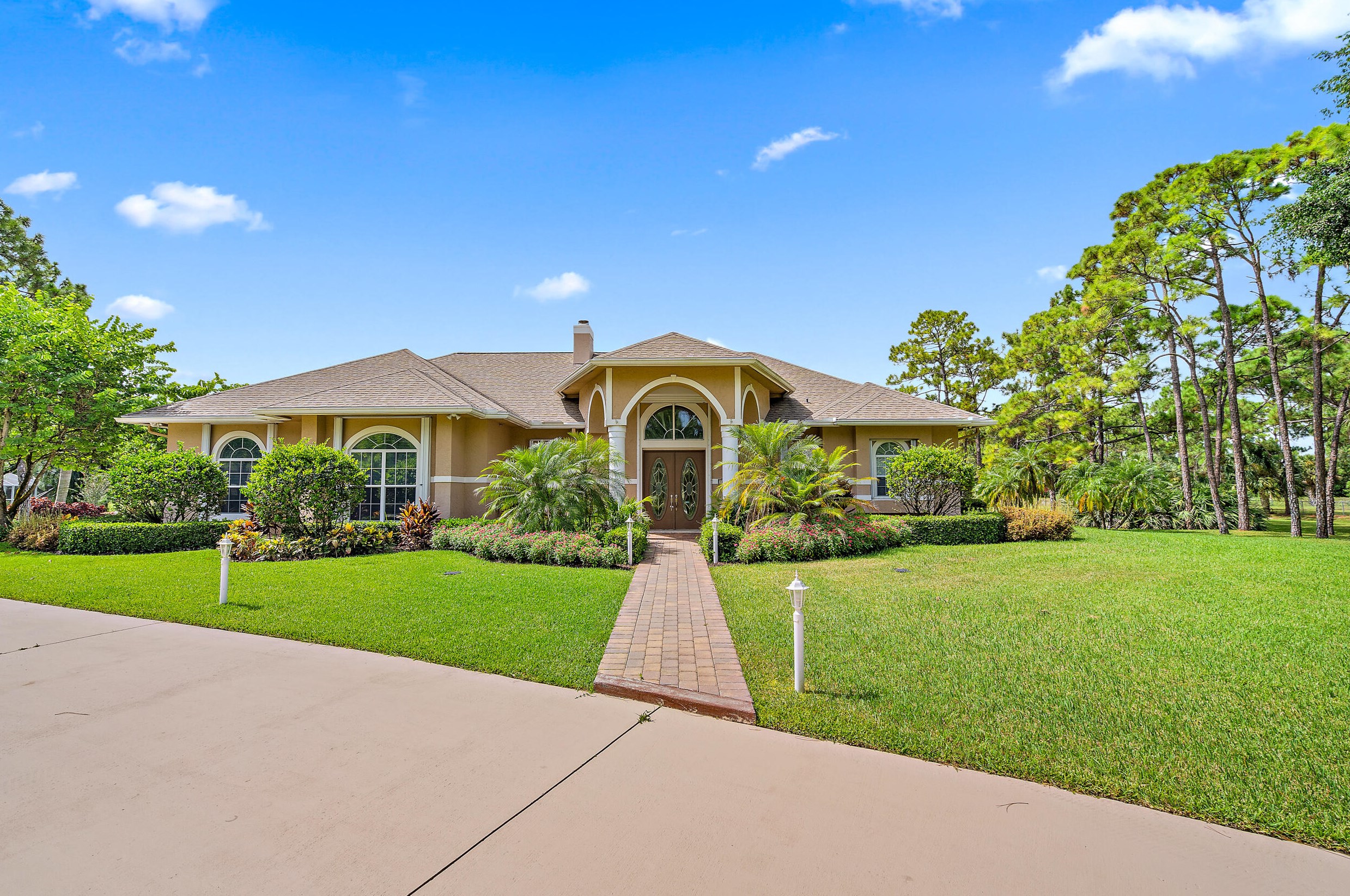 7480 150th Ct N, West Palm Beach, FL 33418