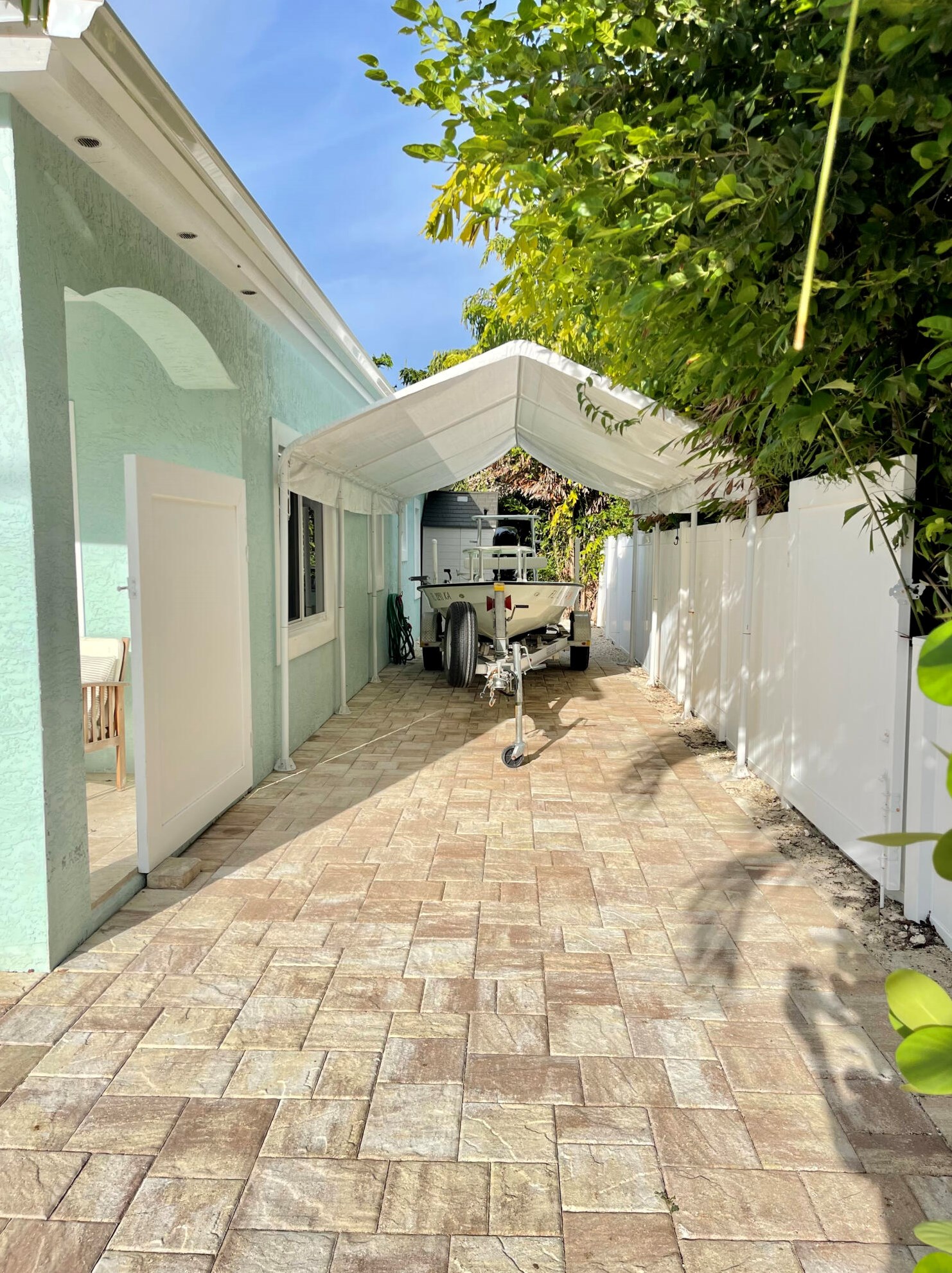 162 Hibiscus St, Plantation Key FL  33070-2212 exterior