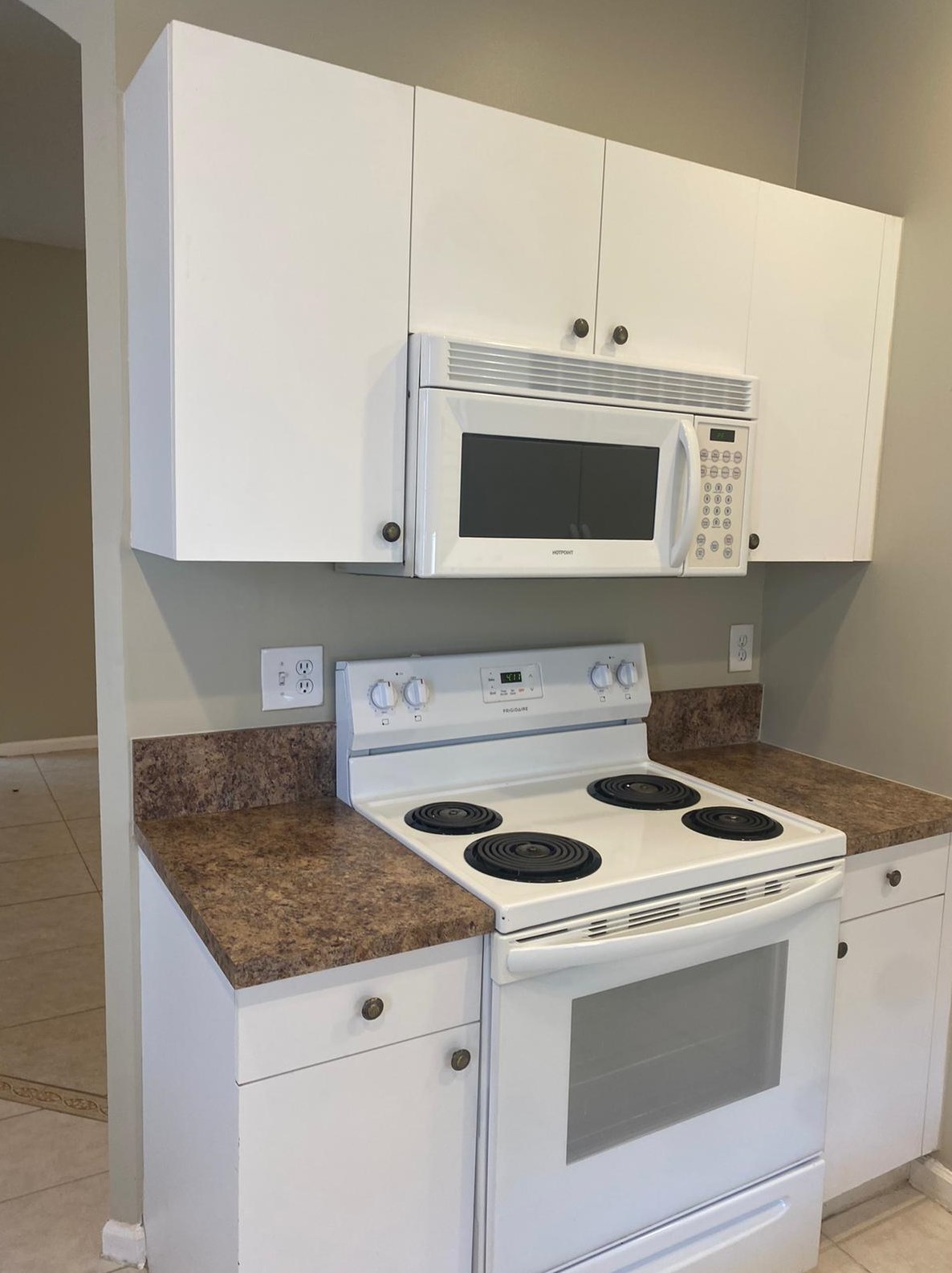 7758 Springfield Lk Dr, Lake Worth FL 33467-7894 exterior