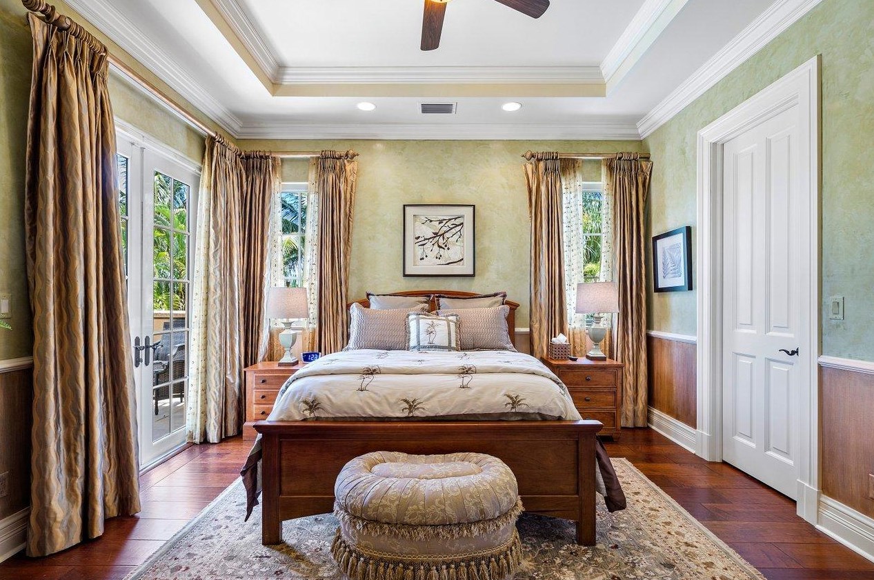 317 Old Jupiter Beach Rd, Jupiter FL  33477-5034 exterior