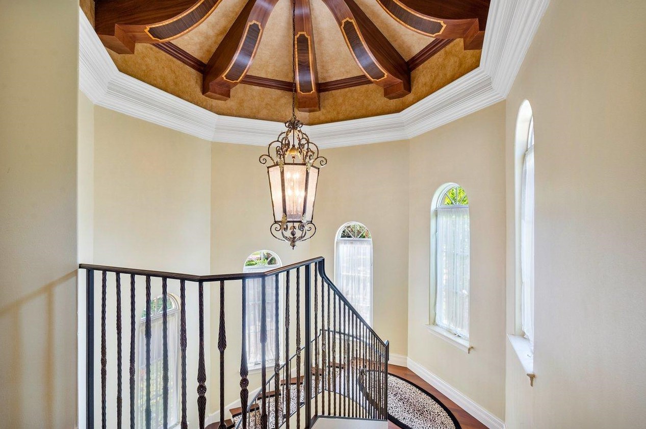 317 Old Jupiter Beach Rd, Jupiter FL  33477-5034 exterior