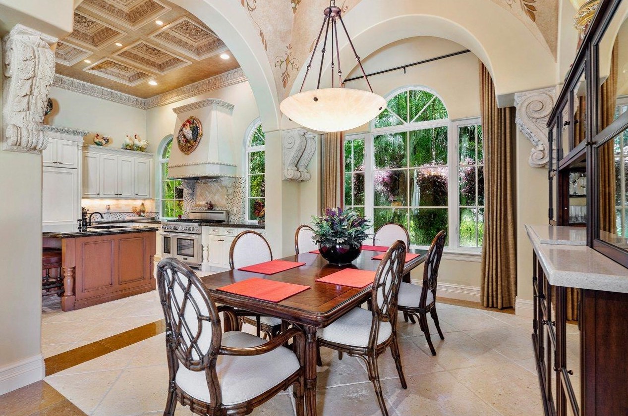 317 Old Jupiter Beach Rd, Jupiter FL  33477-5034 exterior