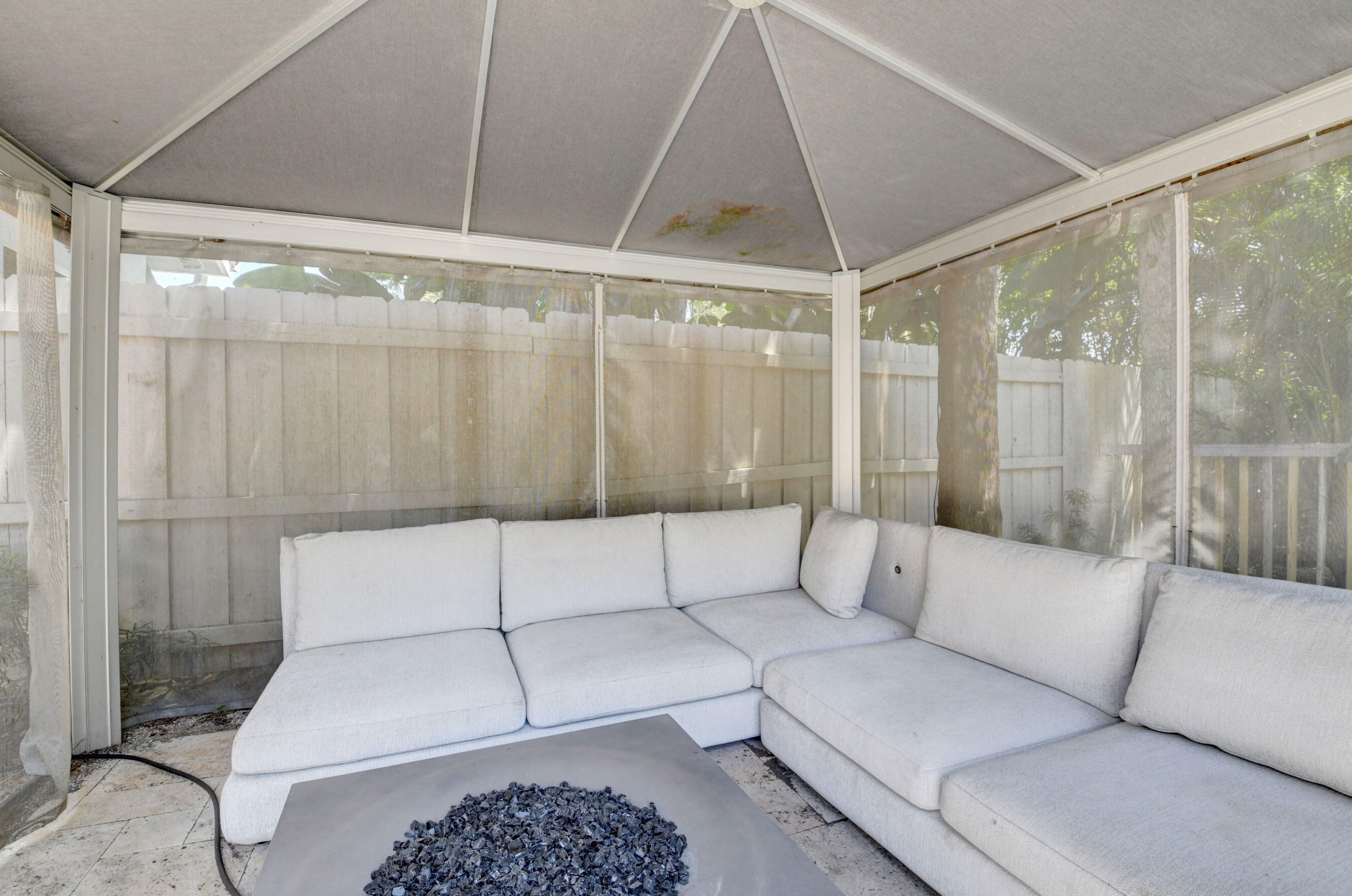 19426 Chapel Creek Dr, Boca Raton FL  33434-5168 exterior