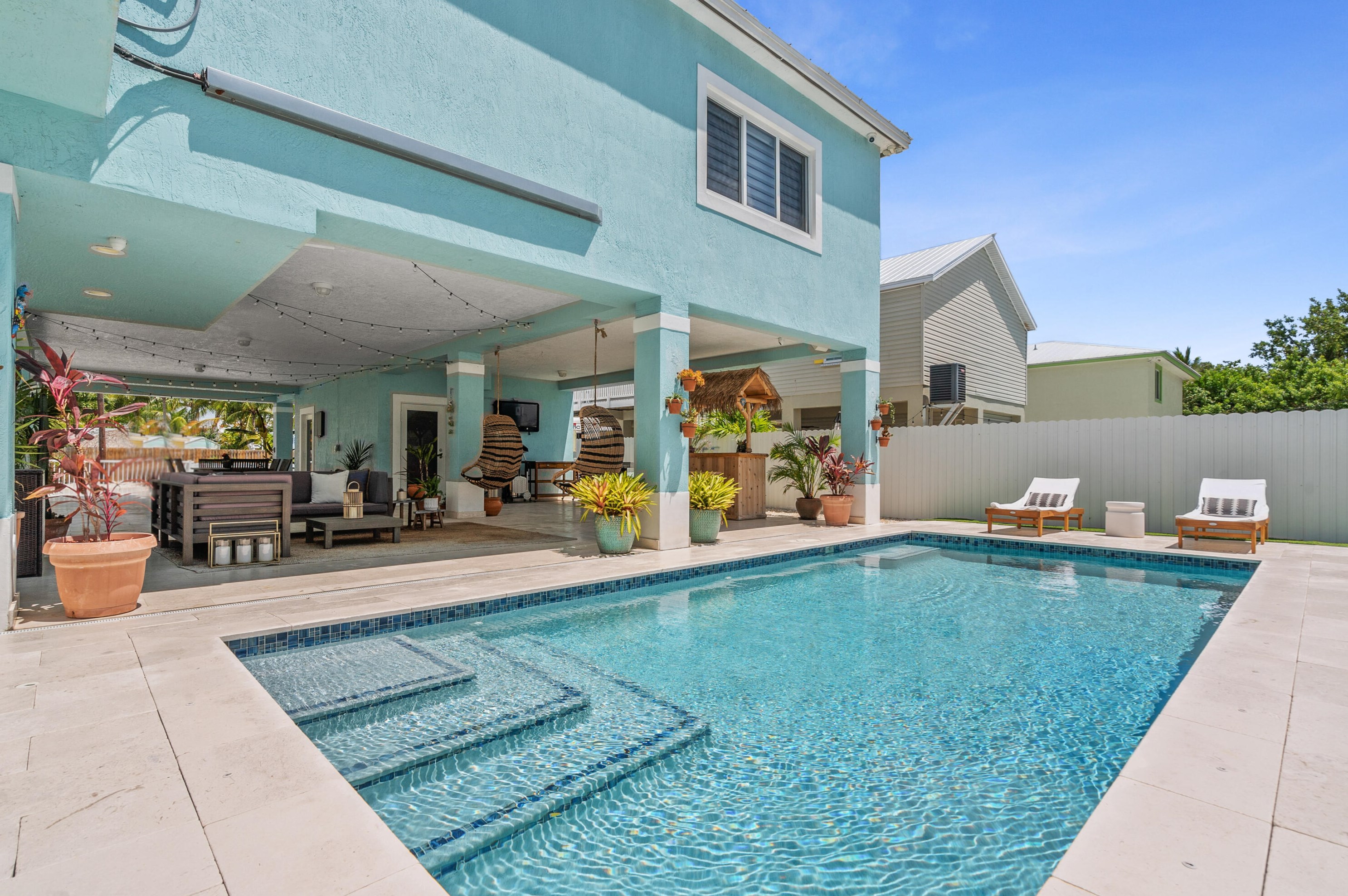 949 Plantation Rd, Key Largo, FL 33037