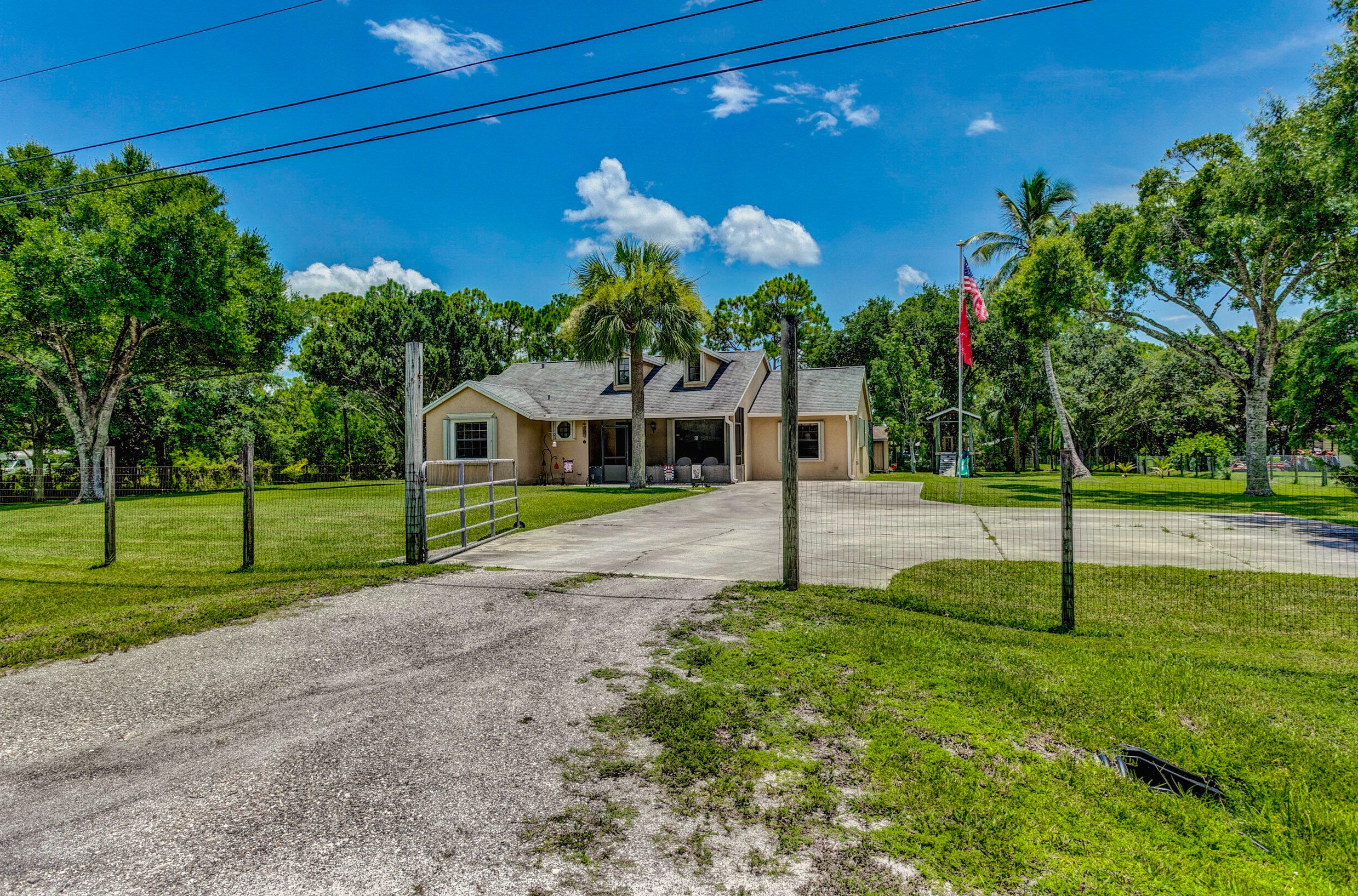 16082 78th Rd, Town of Loxahatchee Groves, FL 33470