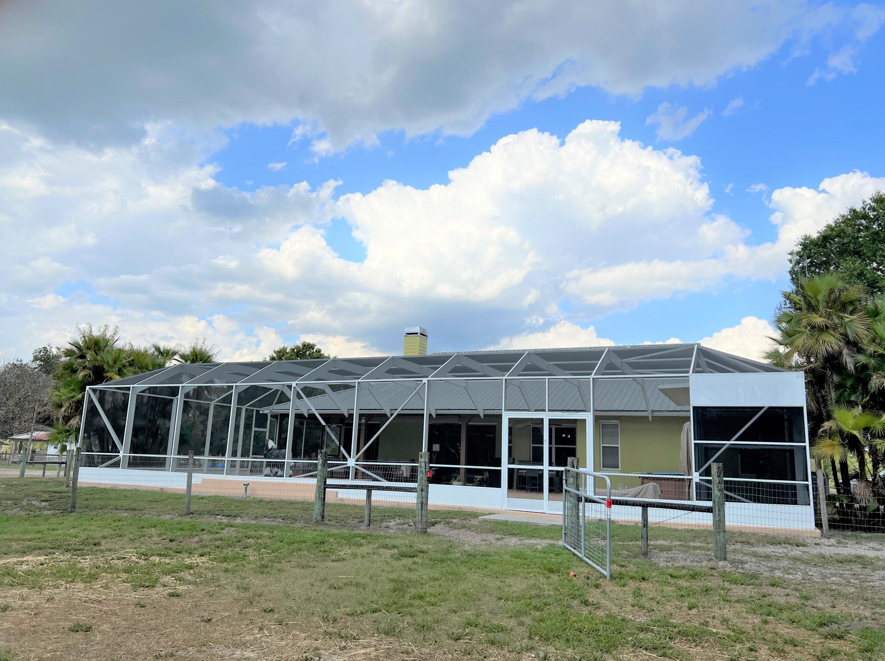 5869 149 Ter, Okeechobee FL 34972-9545 exterior